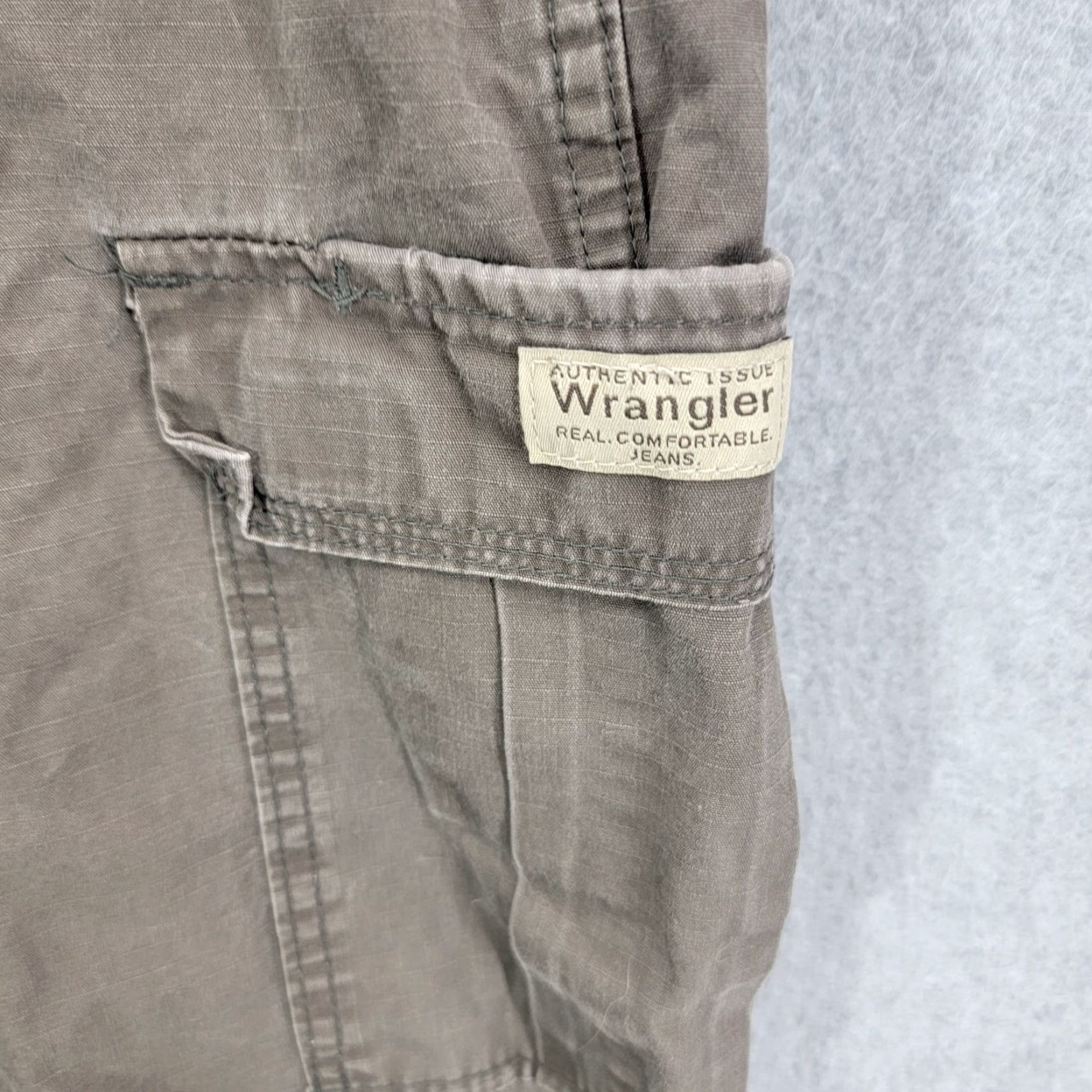 Wrangler Wrangler pants mens 40x30 Cargo Workwear Beige 70L3WOD Rip Stop Cotton Relaxed Regular Jeans Pants Mens Size US 40 / EU 56 - 3 Thumbnail