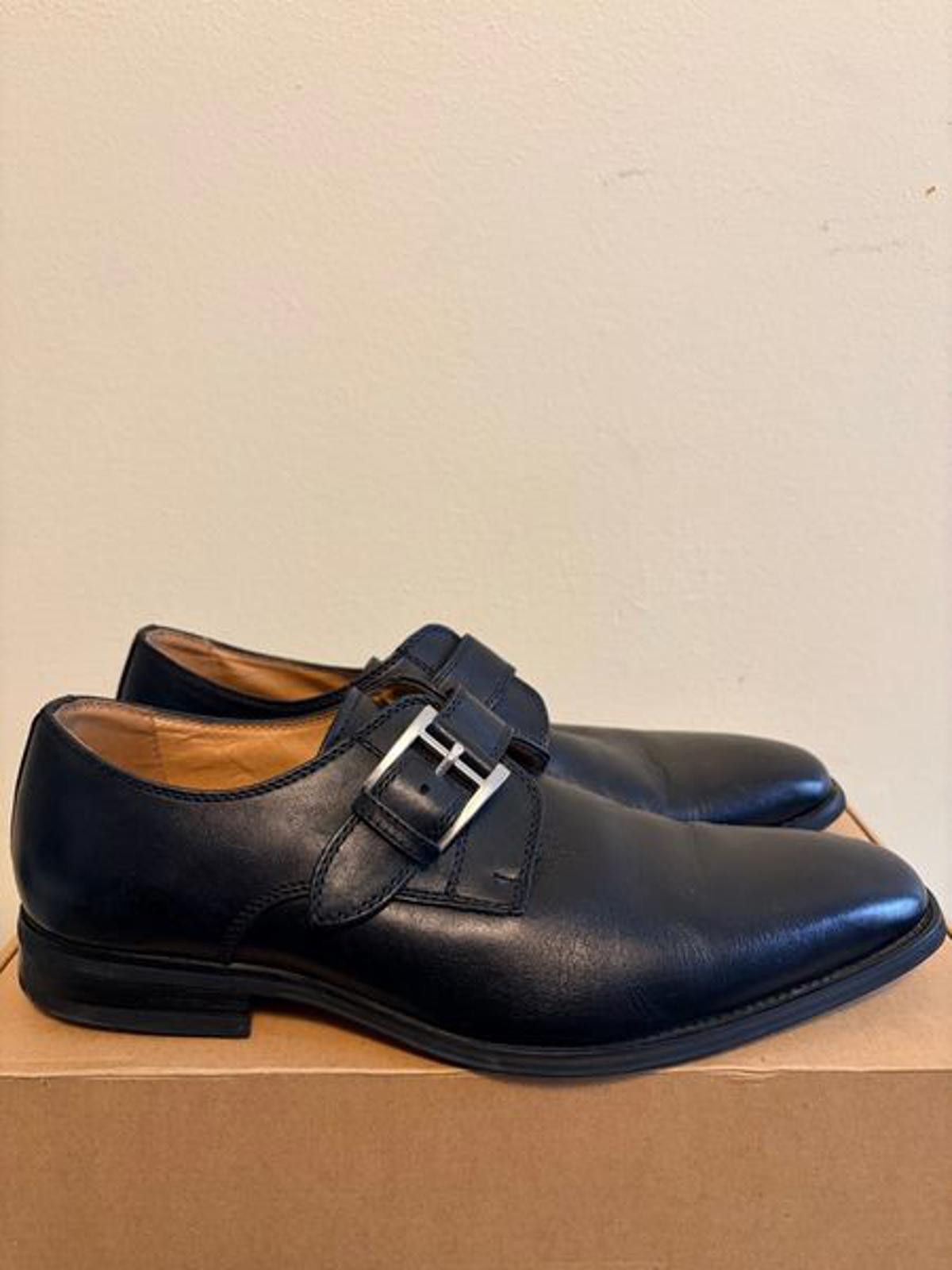 La Milano La Milano Willem Single Strap Slip-on Shoes (Size 9) Size US 9 / EU 42 - 2 Thumbnail