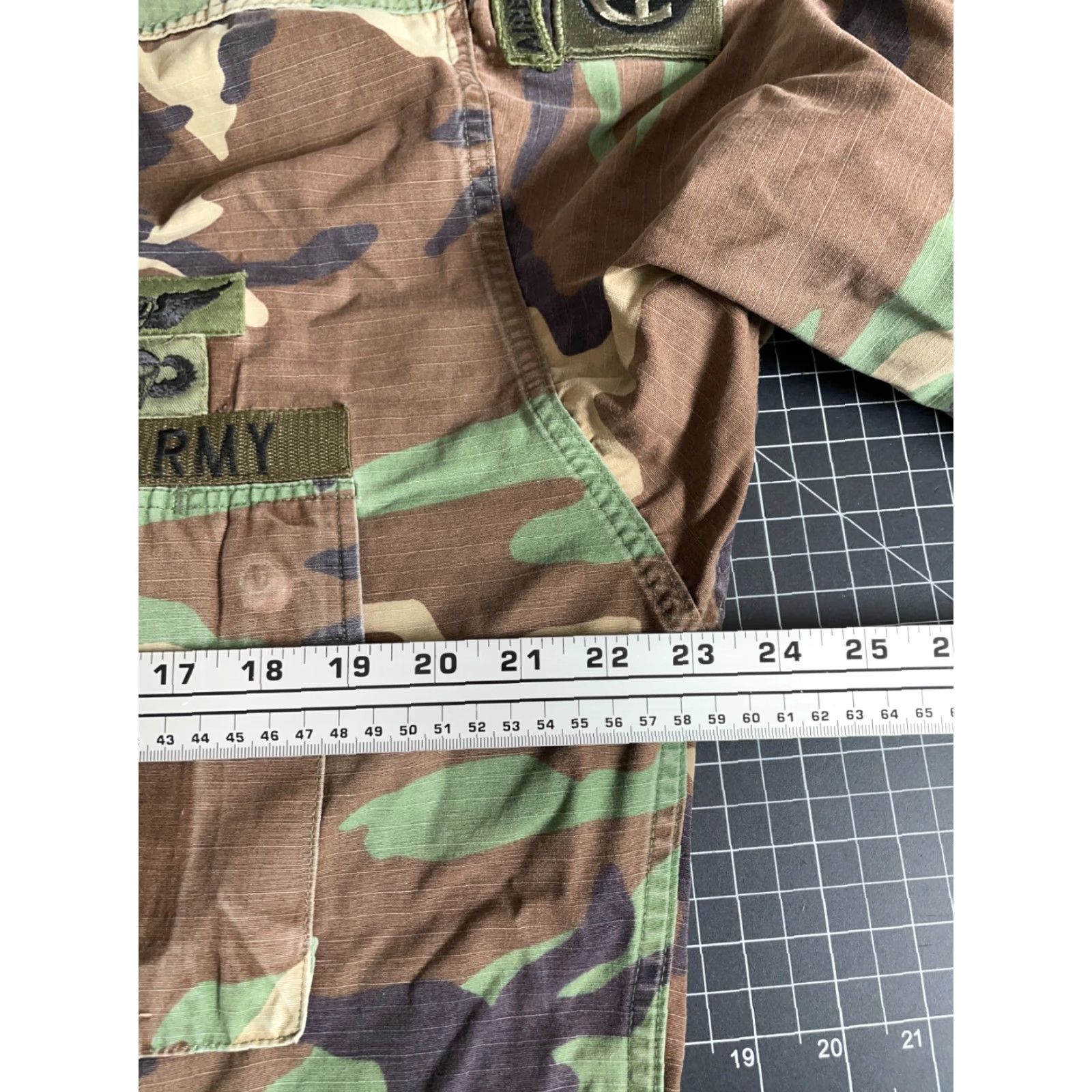 Vintage VINTAGE Army Woodland Camo Hot Weather Combat Jacket Adult Medium Camouflage Patch Mens Jacket Size US M / EU 48-50 / 2 - 6 Thumbnail