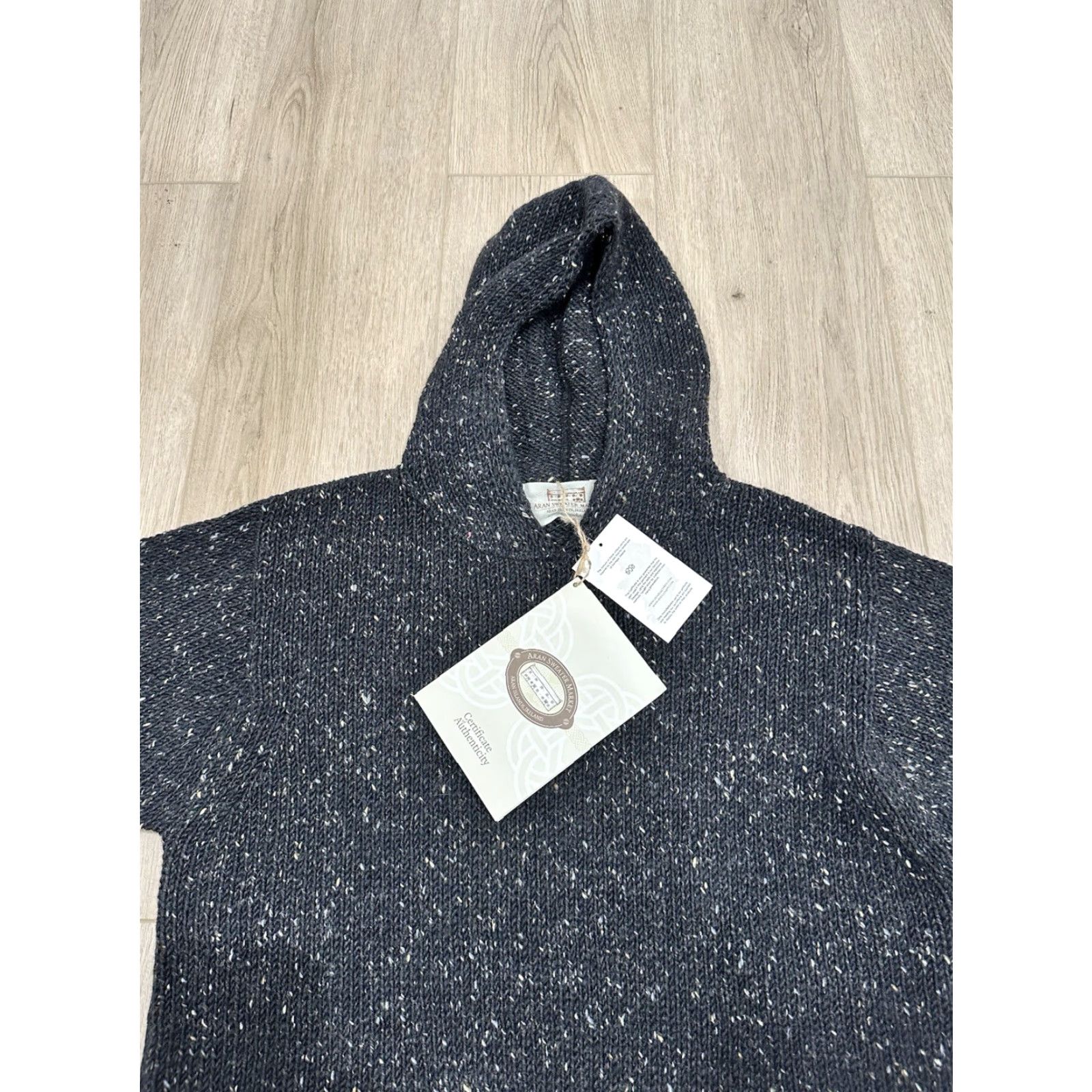 KangaROOS NWT ARAN Long Sleeve Kangaroo Pocket Hooded Knit Sweater Grey Men's Sz Medium Size US M / EU 48-50 / 2 - 5 Thumbnail