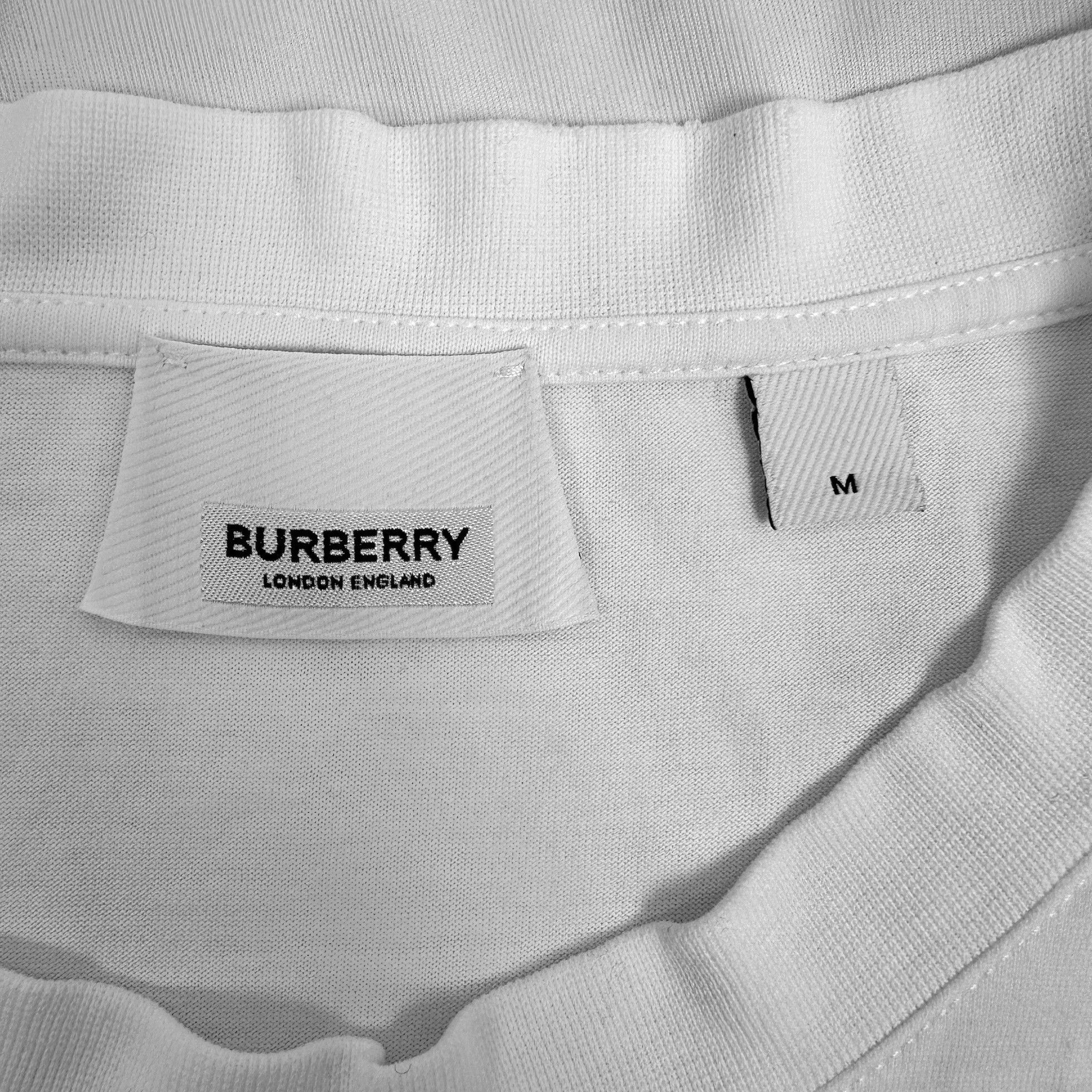 Burberry Burberry TB Logo Tee 86br240903007 Size US XS / EU 42 / 0 - 8 Thumbnail
