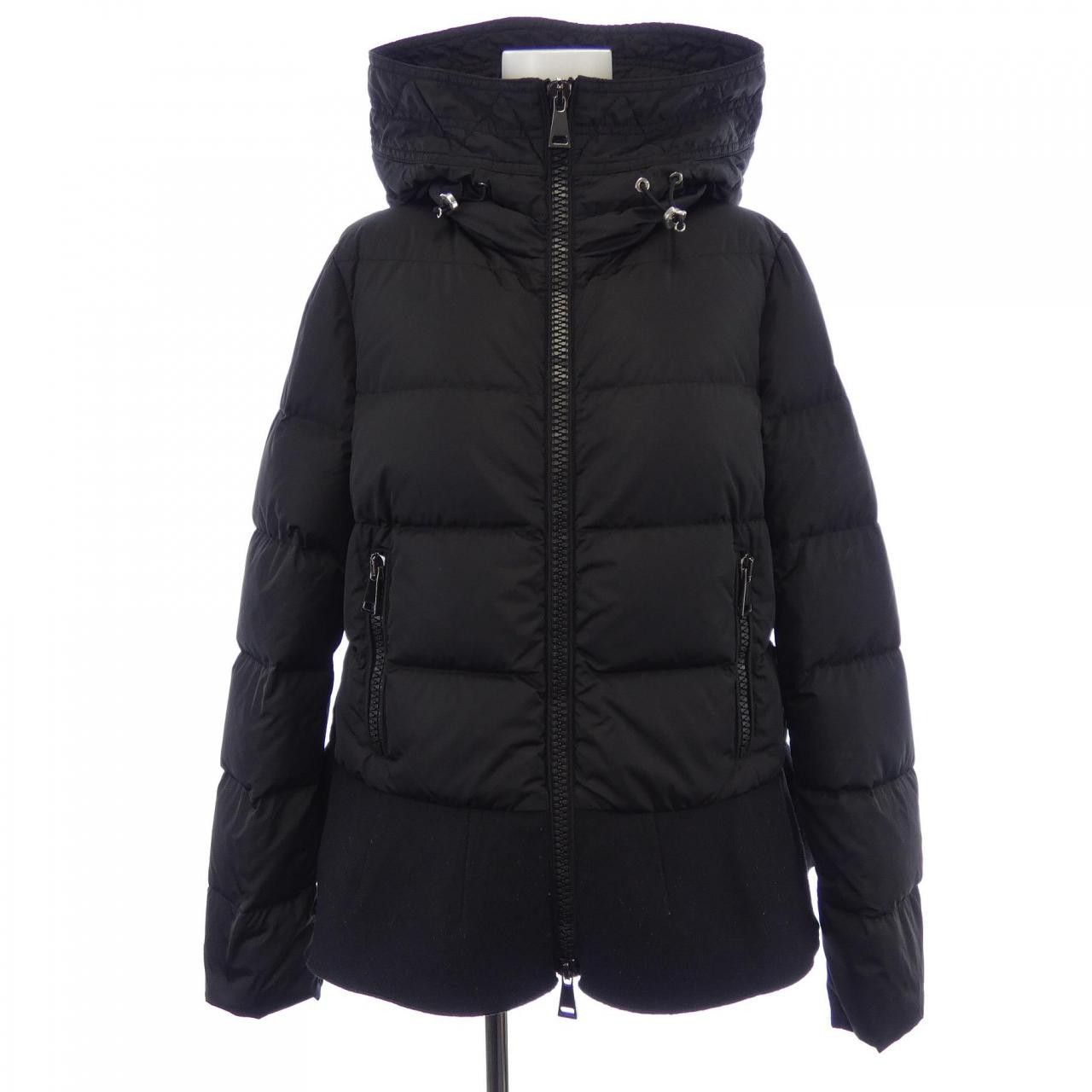 Moncler Moncler Moncler NESEA Down Jacket Others Outerwear NESEA DUTY FREE for USA Size ONE SIZE - 1 Thumbnail