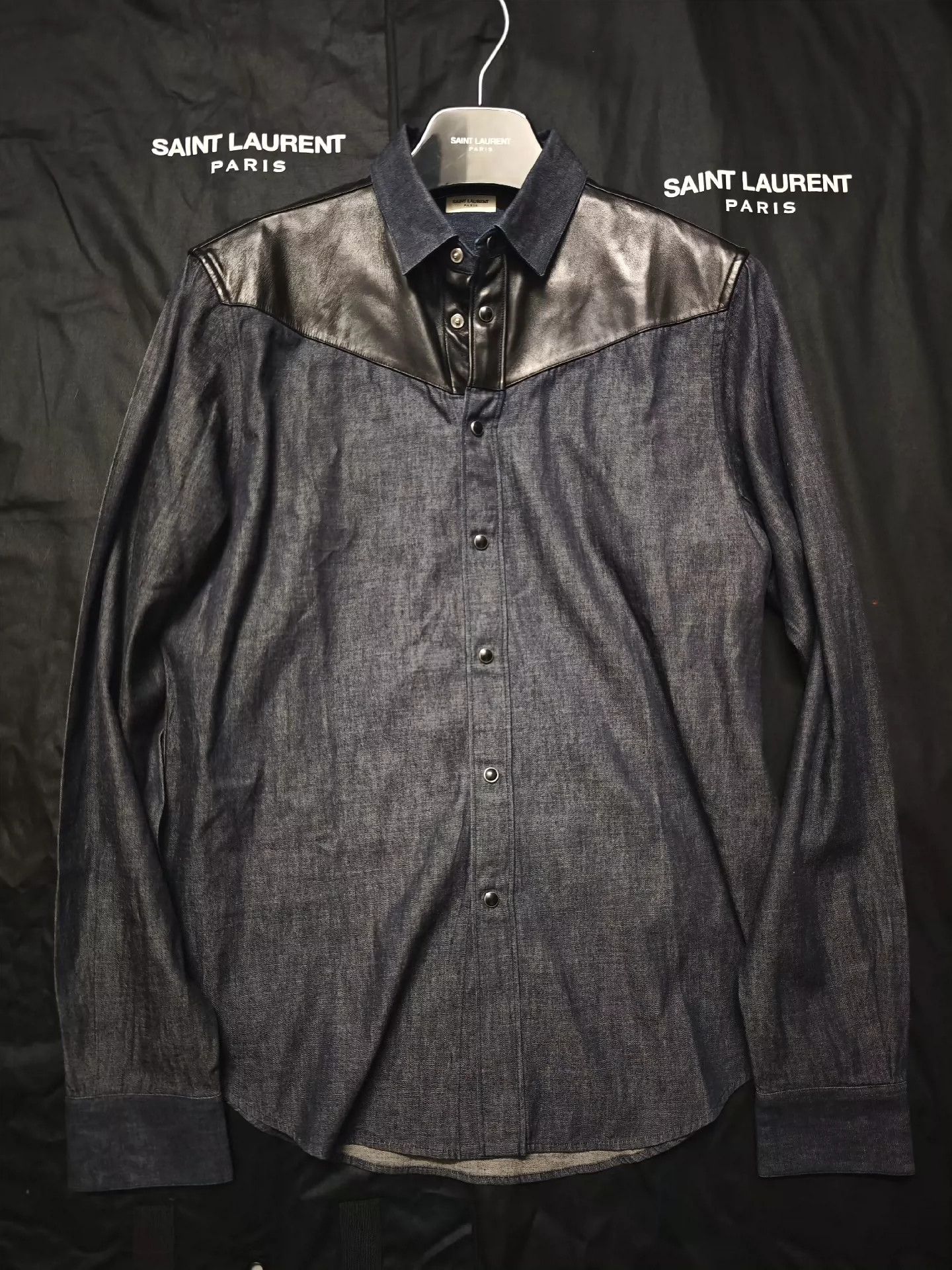 Saint Laurent Paris Saint Laurent Paris Sheepskin patchwork denim shirt Size US M / EU 48-50 / 2 - 1 Thumbnail