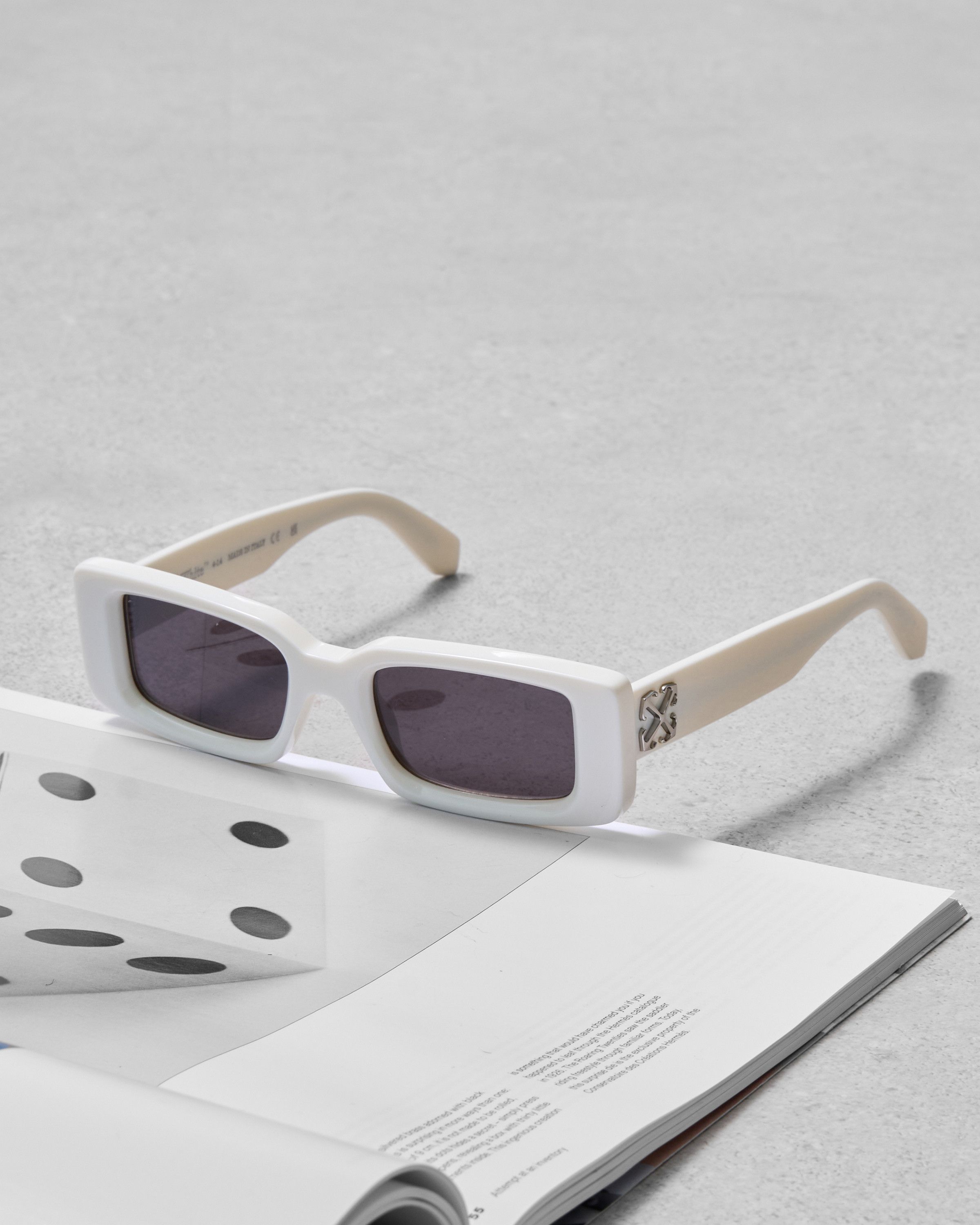 Off-White OFF WHITE Arthur Sunglasses Size ONE SIZE - 1 Thumbnail