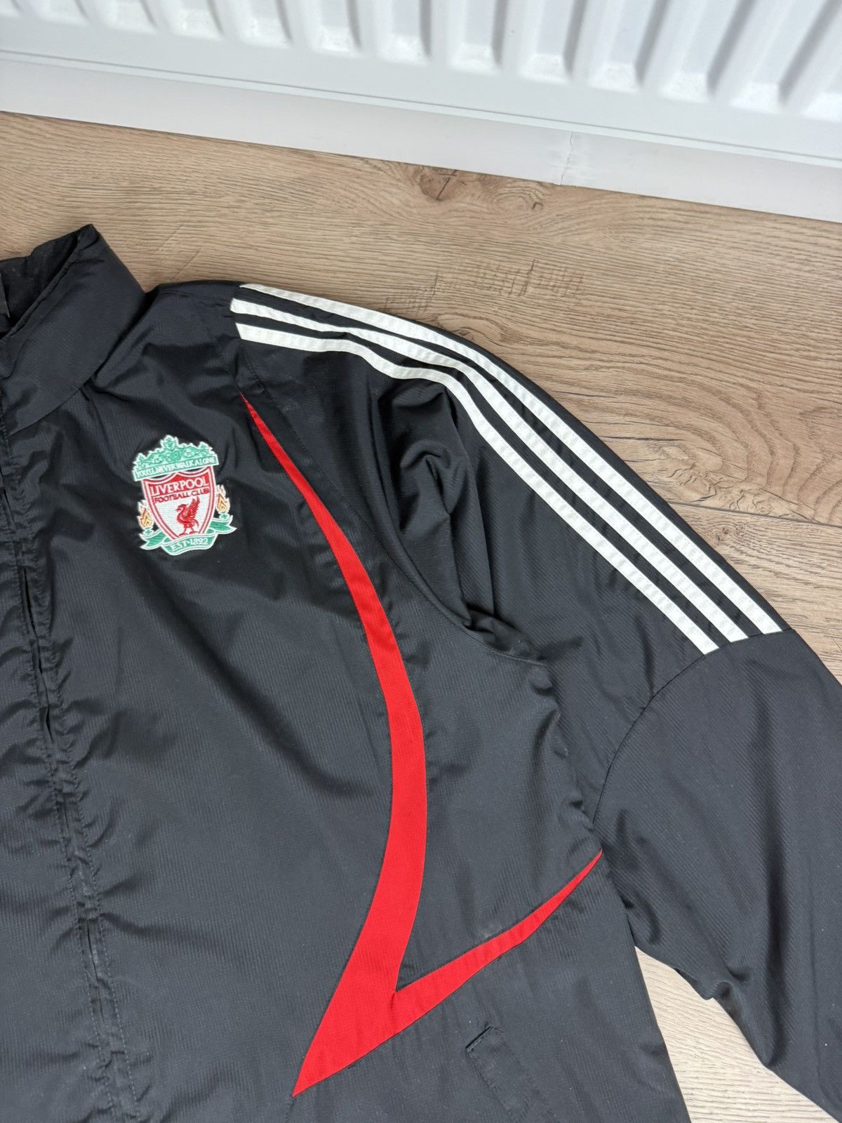 Adidas VINTAGE ADIDAS X LIVERPOOL JACKET Size US L / EU 52-54 / 3 - 5 Thumbnail