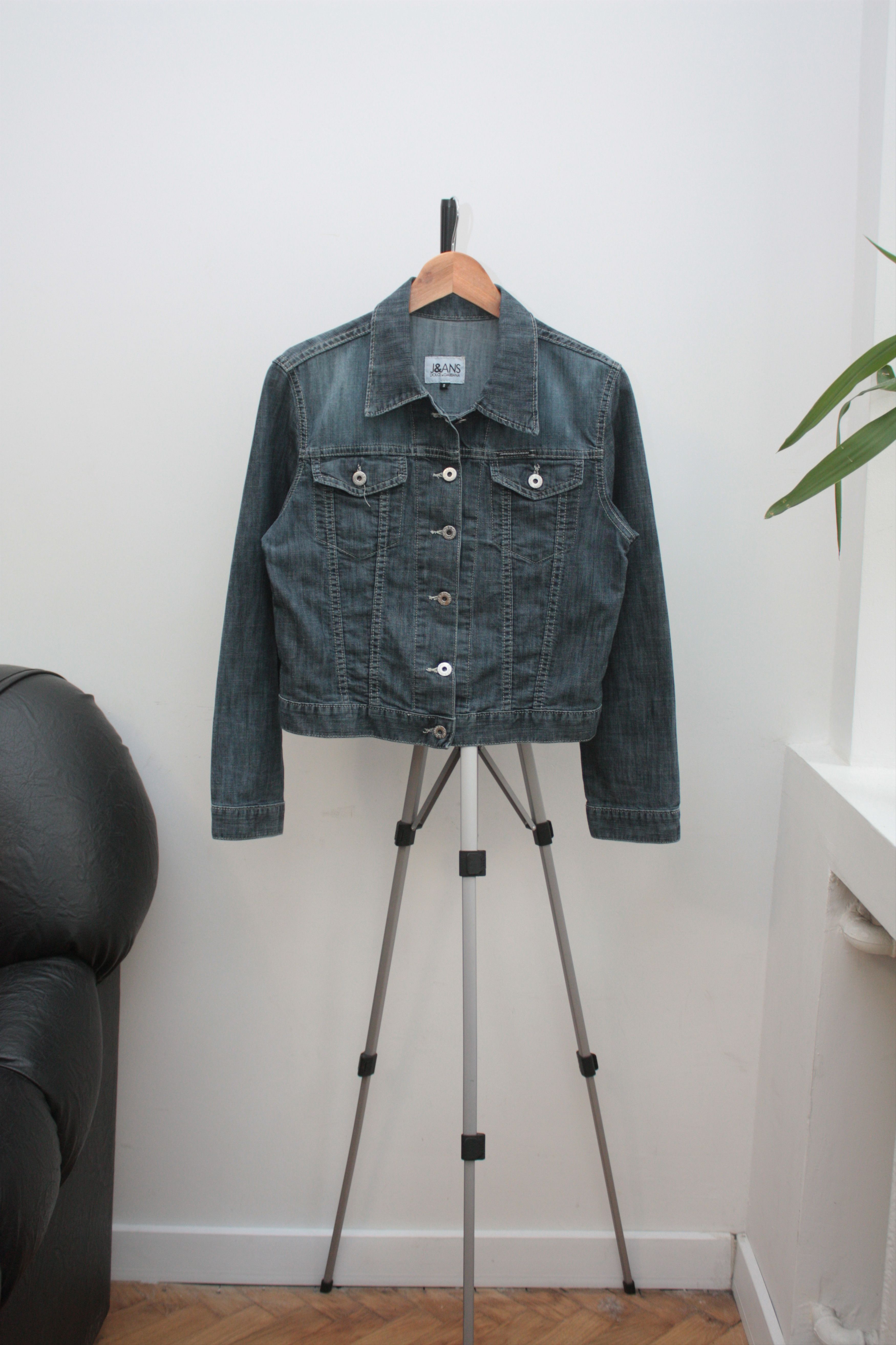 Dolce & Gabbana Dolce & Gabbana Jeans Denim Jacket Women's S Made In Italy Size S / US 4 / IT 40 - 2 Thumbnail