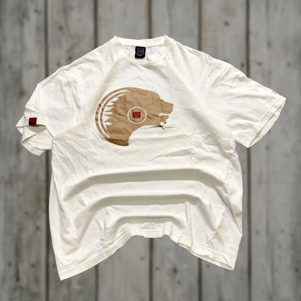 Nike VINTAGE Nike LeBron James T-Shirt Mens Large Embroidered White Basketball Activewear Size US L / EU 52-54 / 3 - 1 Thumbnail