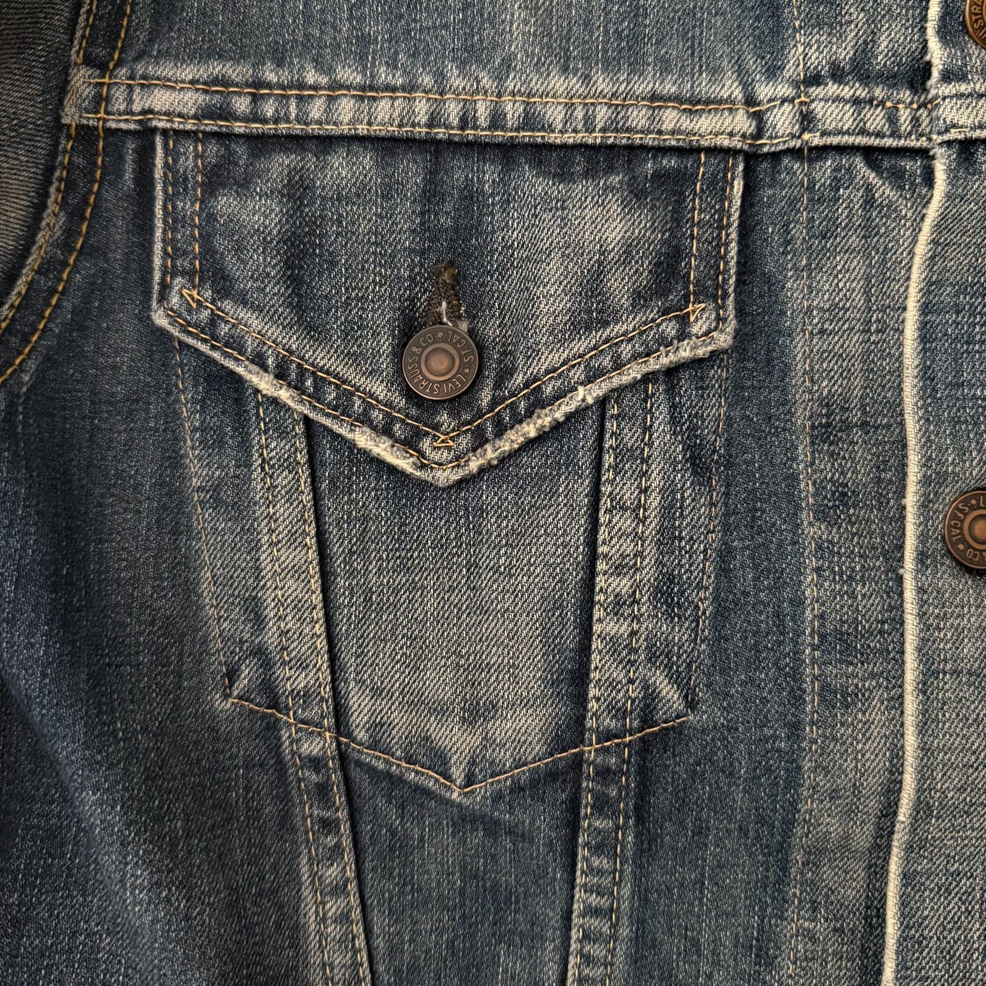 Levi's Vintage Clothing Levi's LVC70505 Denim Jacket Size US XXS / EU 40 - 5 Thumbnail