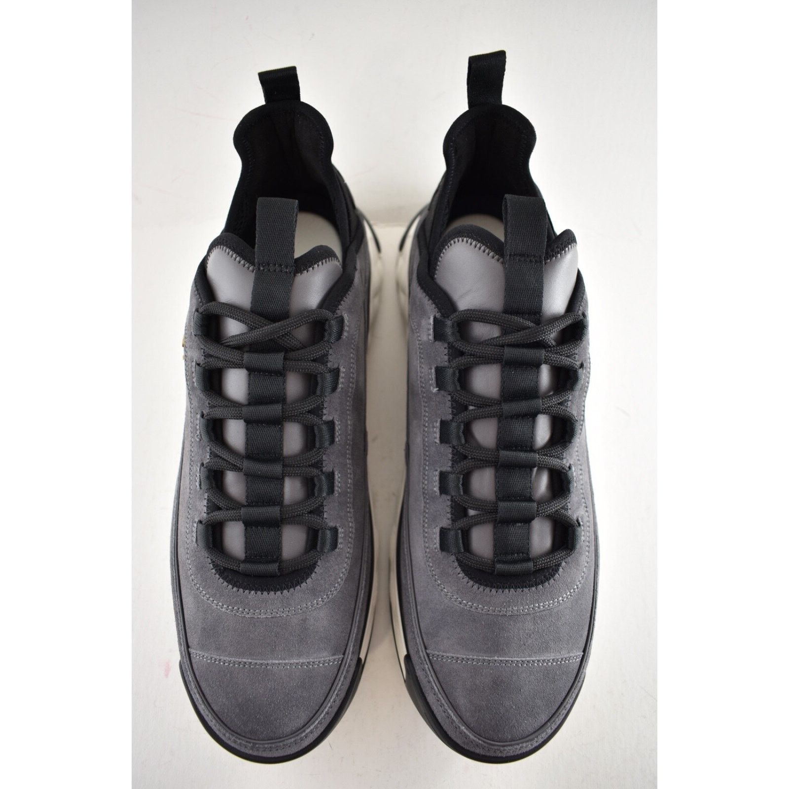 Chanel Chanel 23K Mens Grey Black White CC Logo Lace Up Low Top Size US 11 / EU 44 - 7 Thumbnail