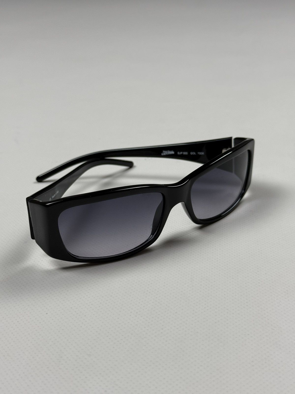Jean Paul Gaultier Jean Paul Gaultier Unisex Hawaiian Print Sunglasses Size ONE SIZE - 2 Thumbnail