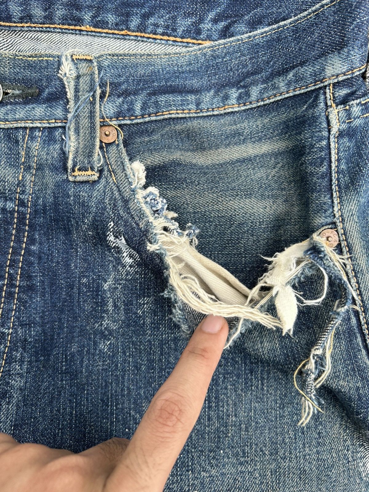 Kapital Vintage Full Count Selvedge Thrashed Denim Jeans Size US 31 - 10 Thumbnail