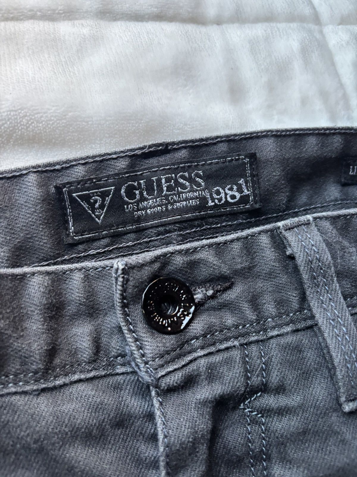 Guess Vintage guess denim waxed pants Size US 30 / EU 46 - 3 Thumbnail