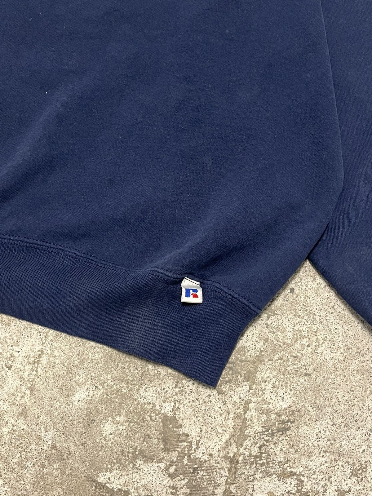 Russell Athletic × Vintage Russell athletic vintage boxy fit sweatshirt Size US XL / EU 56 / 4 - 5 Thumbnail