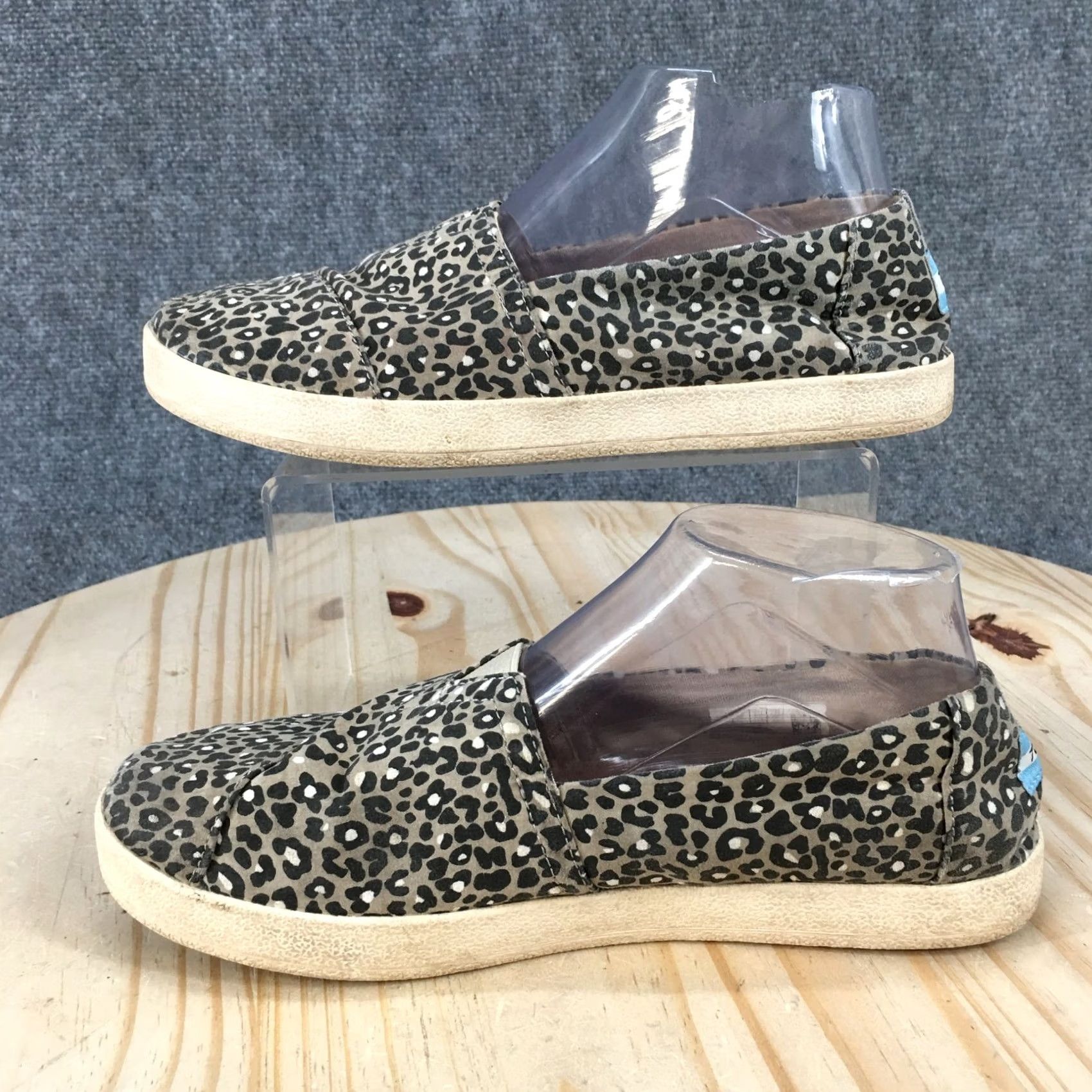 Toms TOMS Avalon Slip-On Womens 8 Black Cheetah Print Casual Comfort Low Top Shoes Size M / US 6-8 / IT 42-44 - 2 Thumbnail