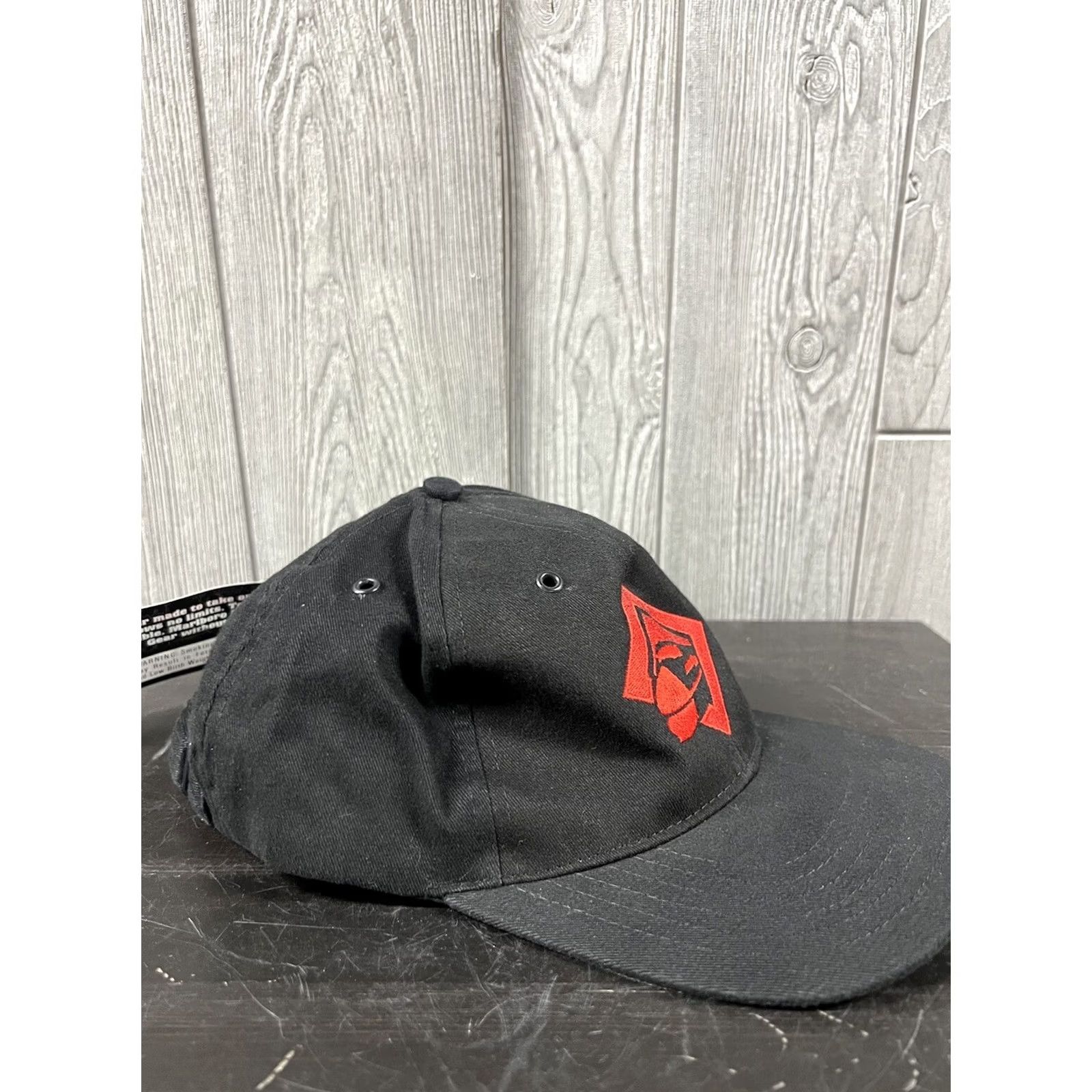 Marlboro VINTAGE Marlboro Unlimited Gear Hat/Cap Black/Red Train Strapback 1995 NWT Mens Baseball Cap Adjustable Lightweight Breathable 90s Classic Cap Size ONE SIZE - 3 Thumbnail