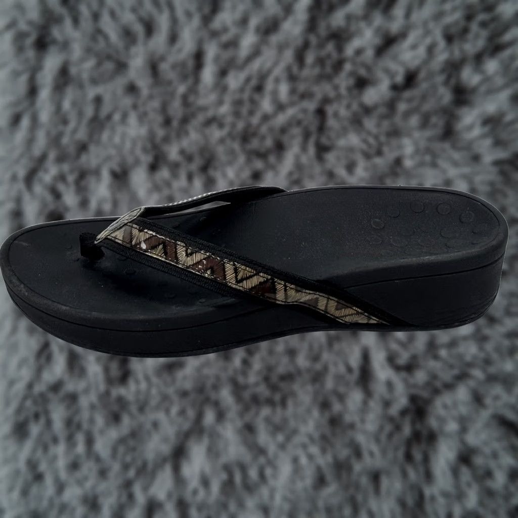 Vionic Vionic Pacific Hightide Platform Womens Sandals Black Chevron Sz 10 Flip Flops Size US 10 / IT 40 - 1 Thumbnail