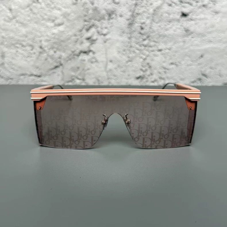Dior Dior Dior Vintage Sunglasses with Case-2507 Size ONE SIZE - 2 Thumbnail