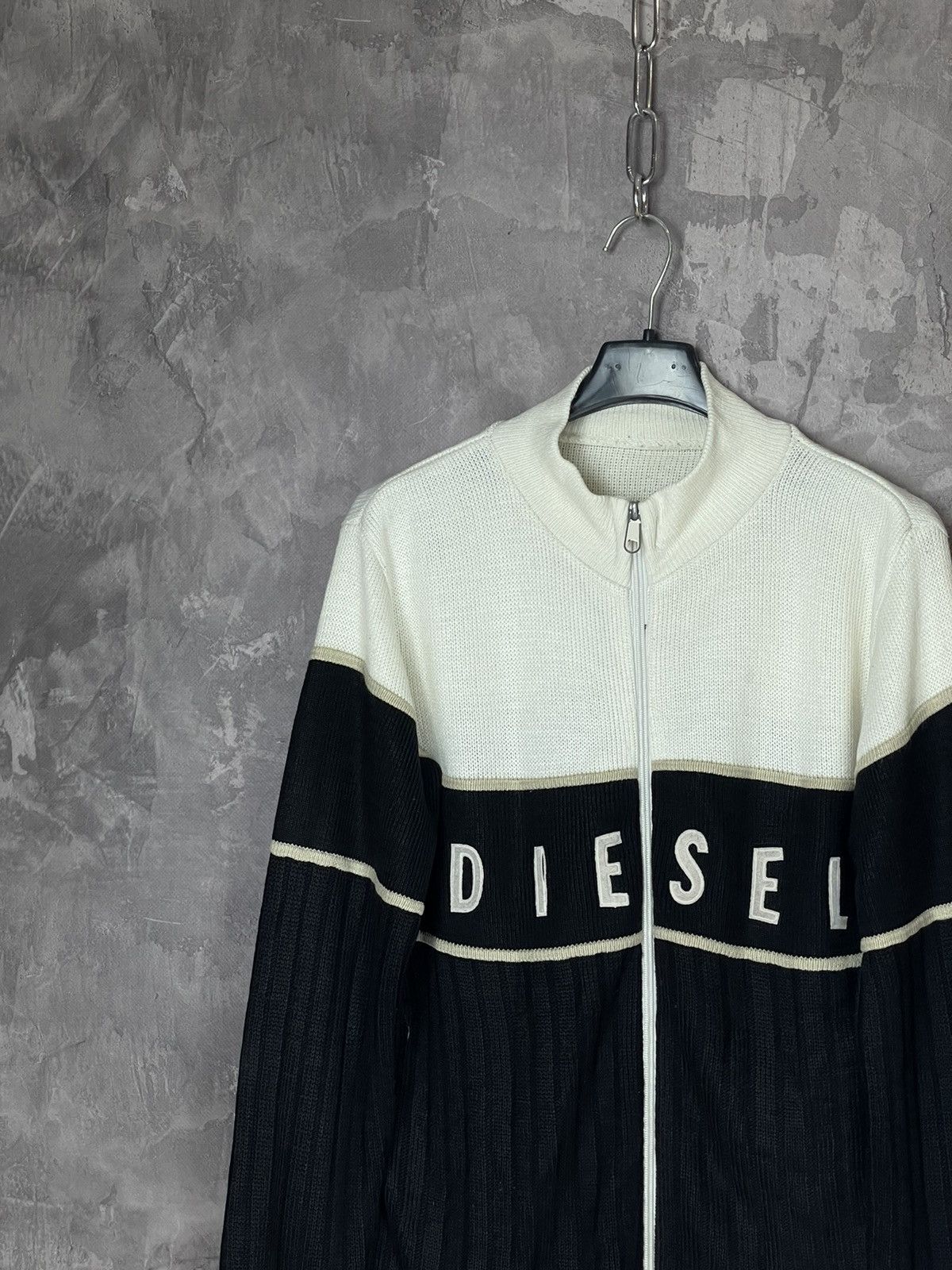 Diesel × If Six Was Nine × Japanese Brand Vintage Diesel Big Center Logo Y2K Avant Garde Boxy Sweater Size US S / EU 44-46 / 1 - 3 Thumbnail
