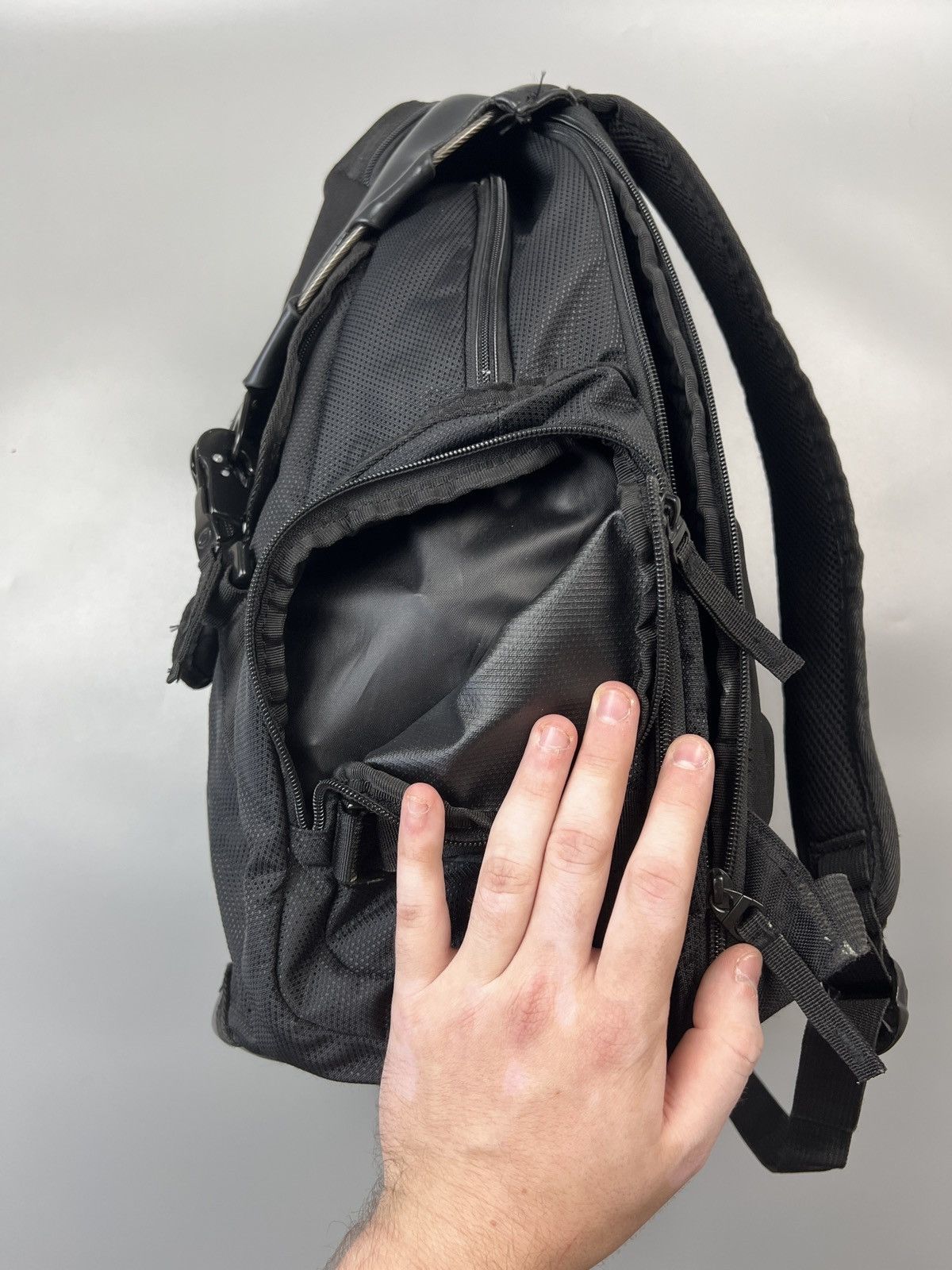 Oakley Vintage Oakley Y2K Icon Kitchen Sink Backpack (Y0508) Size ONE SIZE - 6 Thumbnail