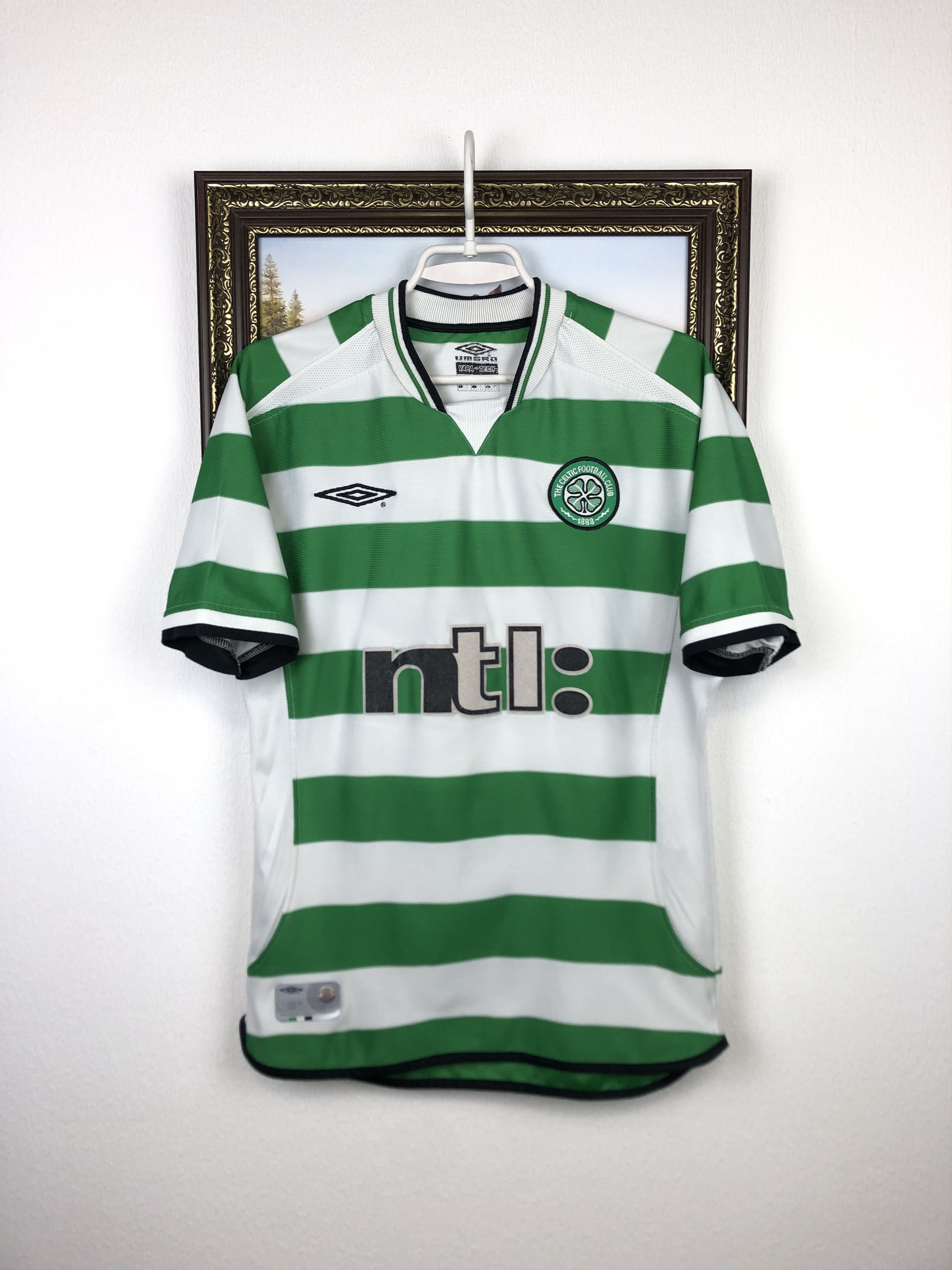 Vintage Celtic Home football shirt 2001 Soccer Umbro Jersey Trikot Size US S / EU 44-46 / 1 - 1 Thumbnail