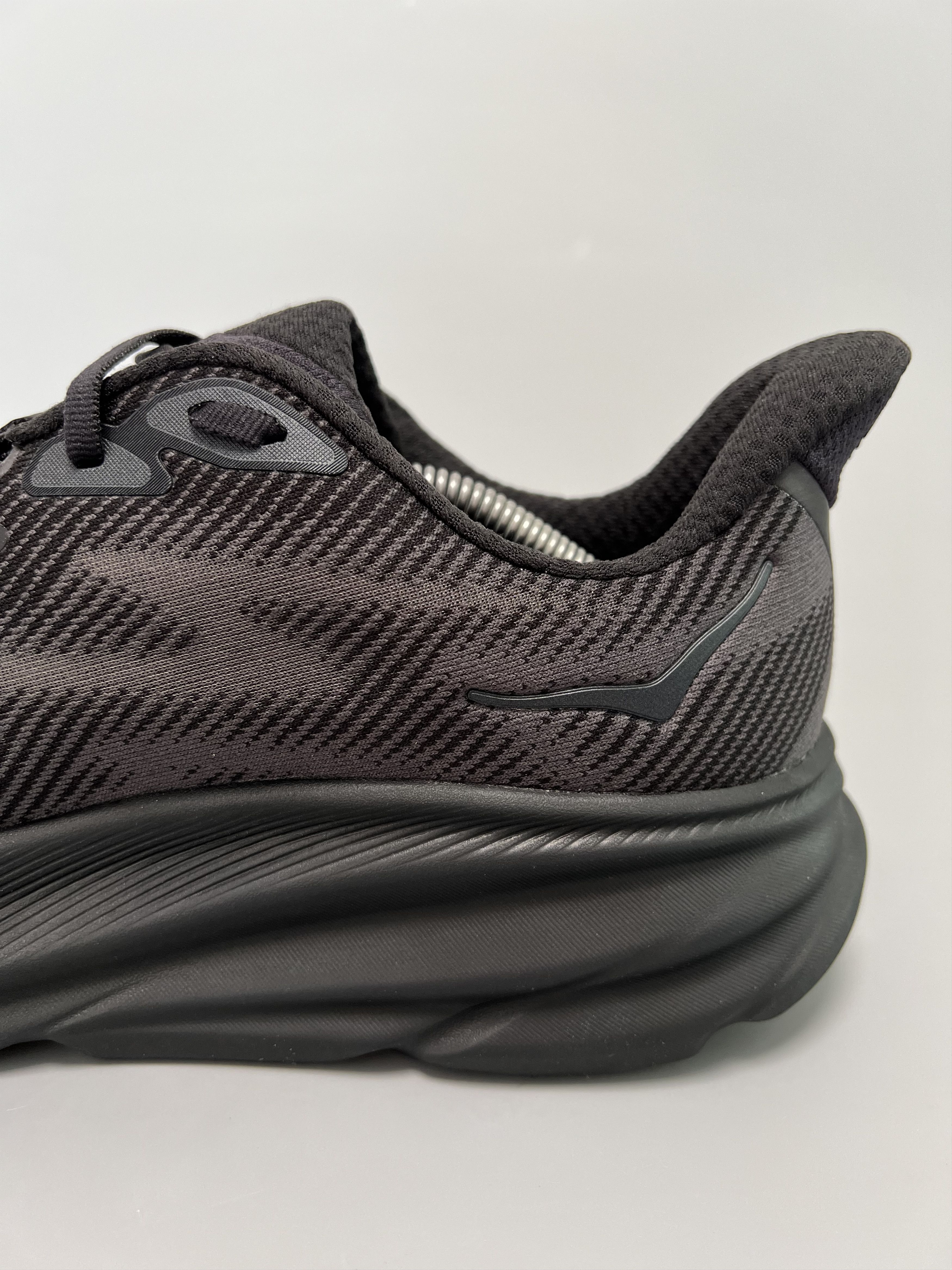 Hoka 10.5D Hoka One One Clifton 9 Men's Running Shoes Walking Gym Size US 10.5 / EU 43-44 - 11 Thumbnail