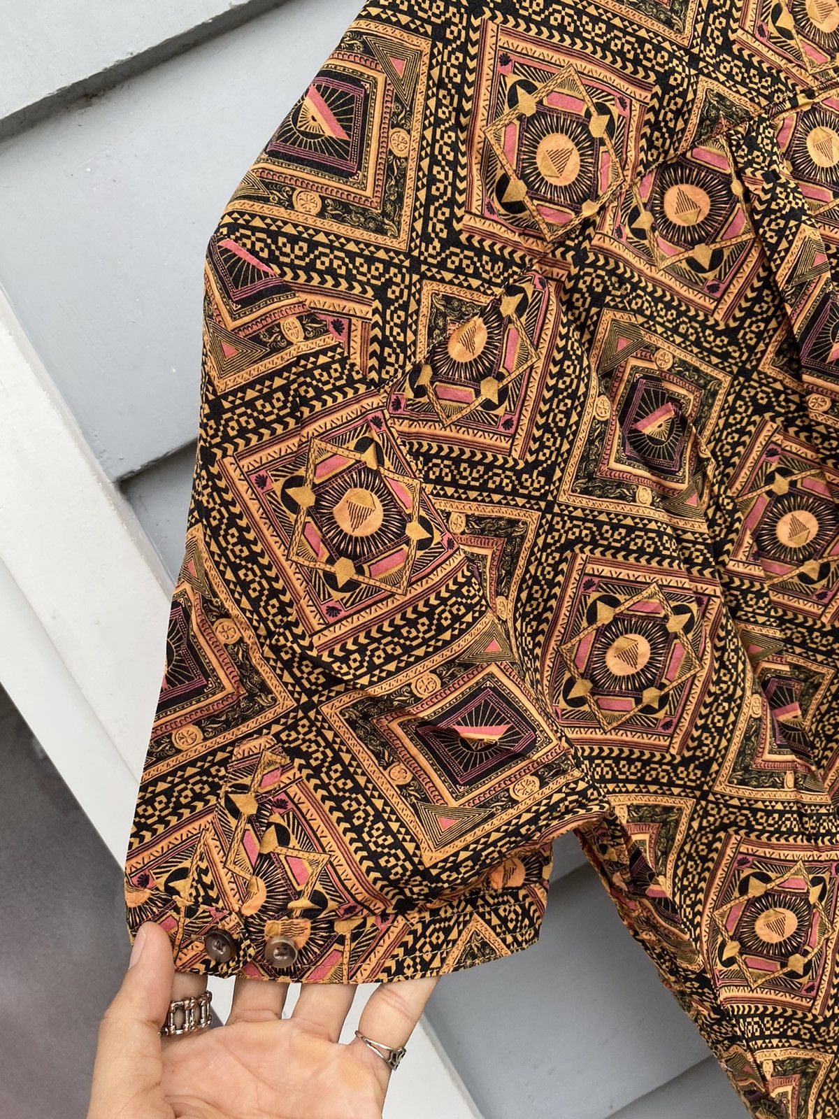 Volcom Volcom Stone Graphic Triangle Print Traditional Batik Style Size US S / EU 44-46 / 1 - 13 Thumbnail