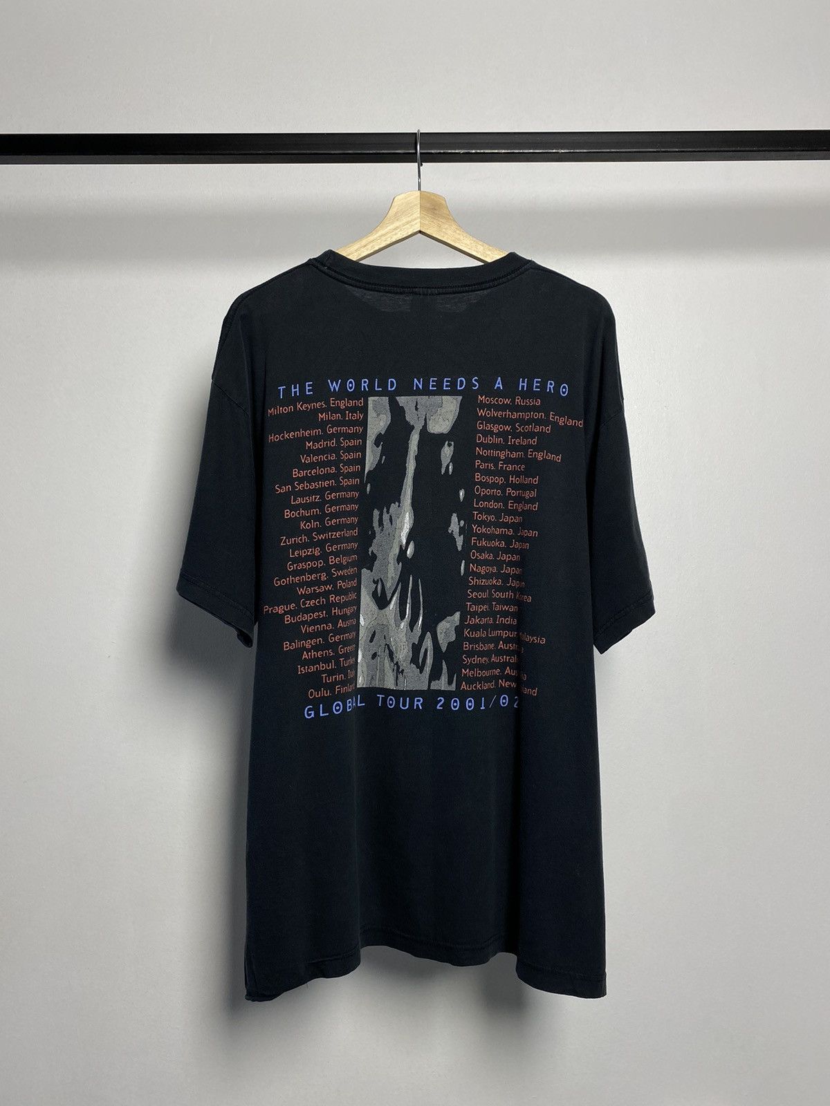 Band Tees × Megadeth × Vintage Vintage 2001 Megadeth The World Needs a Hero Global Tour Size US XL / EU 56 / 4 - 2 Thumbnail