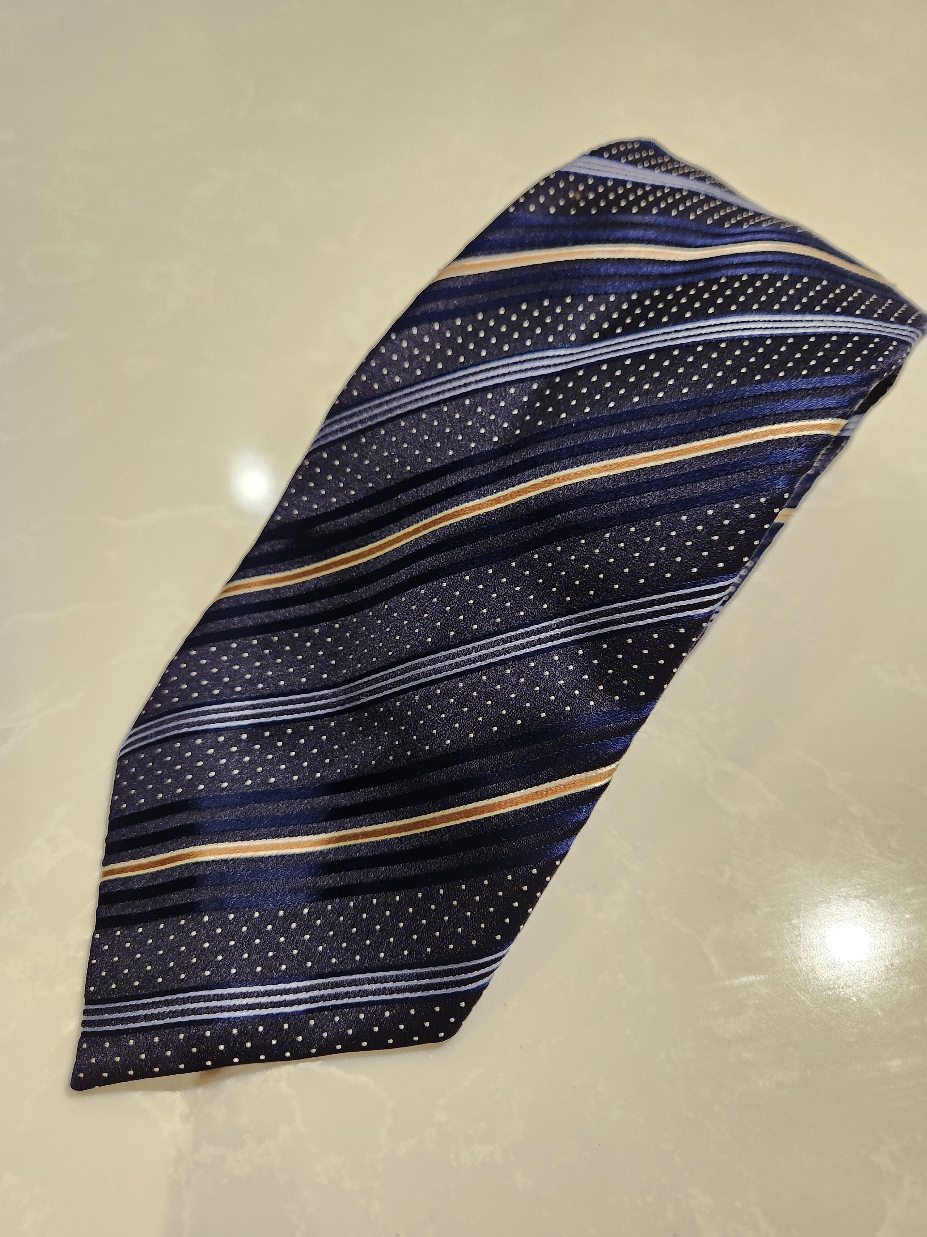 Ermenegildo Zegna 100% Silk Striped Pattern Tie Made in Italy Size ONE SIZE - 1 Thumbnail