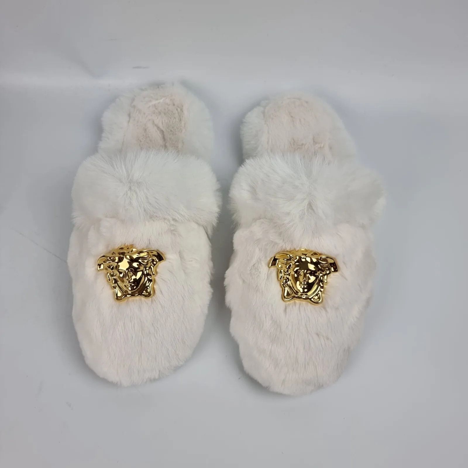 Versace Versace White Medusa Fur Slippers New Size US 6 / EU 39 - 7 Thumbnail