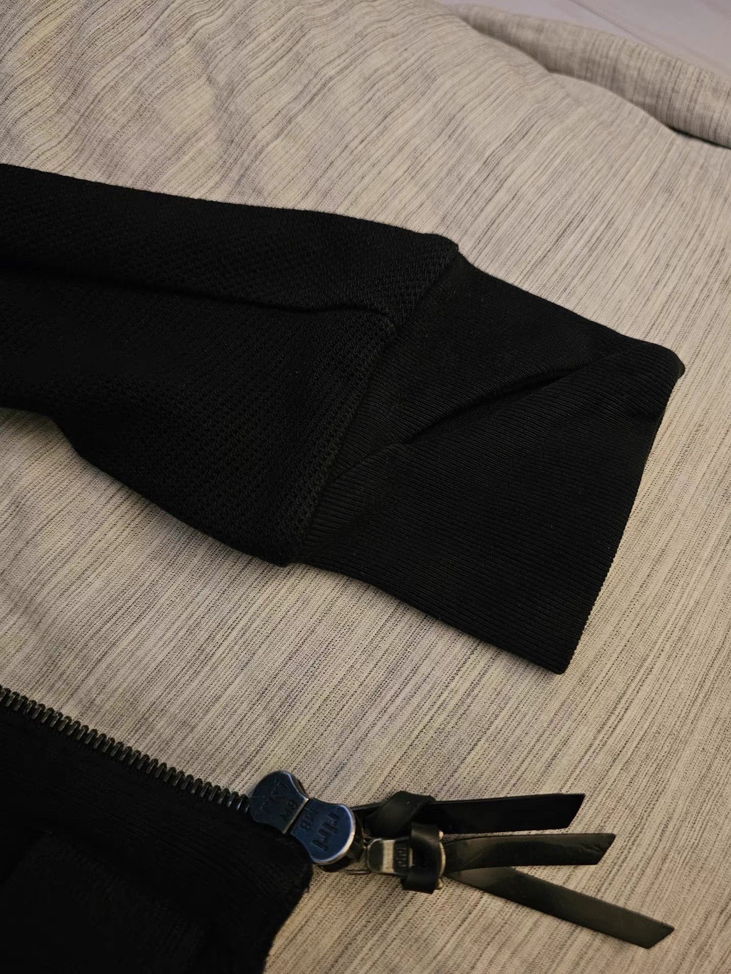 11 By Boris Bidjan Saberi 11 by Boris Bidjan Saberi Unisex Knit Coat K29 Size US S / EU 44-46 / 1 - 5 Thumbnail