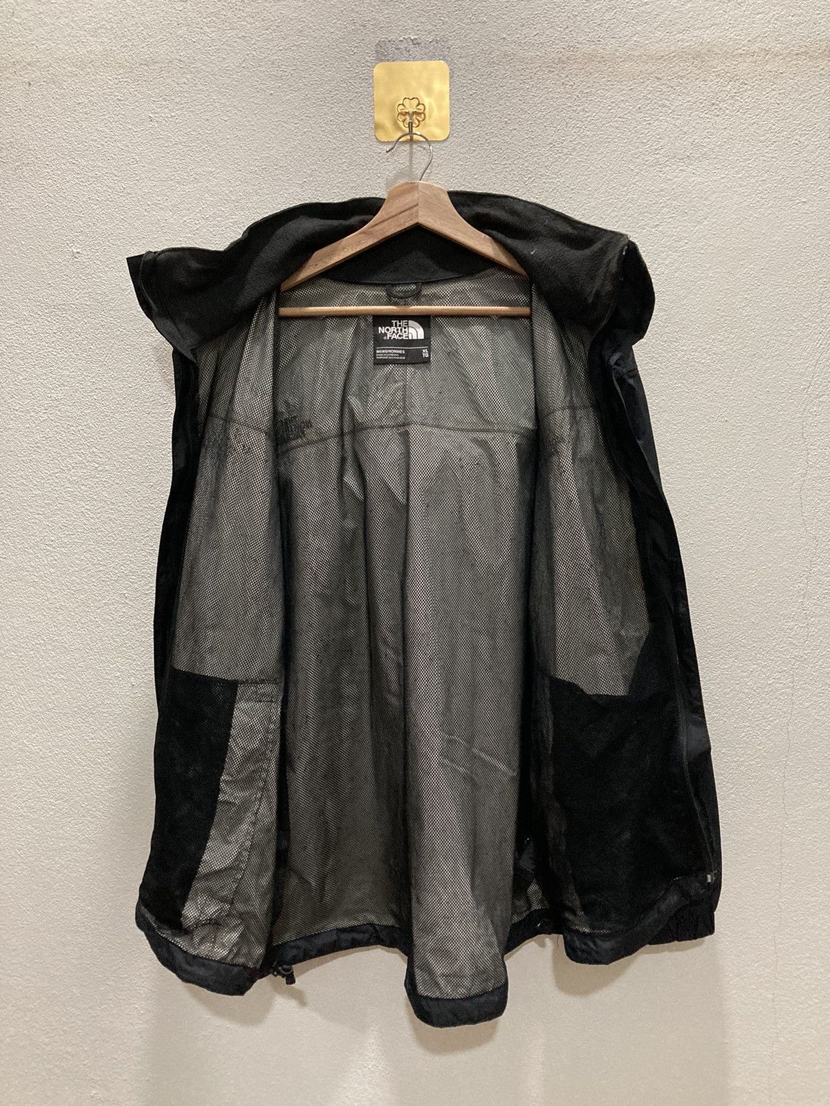 The North Face The North Face Nylon Jacket All Black Size US XL / EU 56 / 4 - 4 Thumbnail