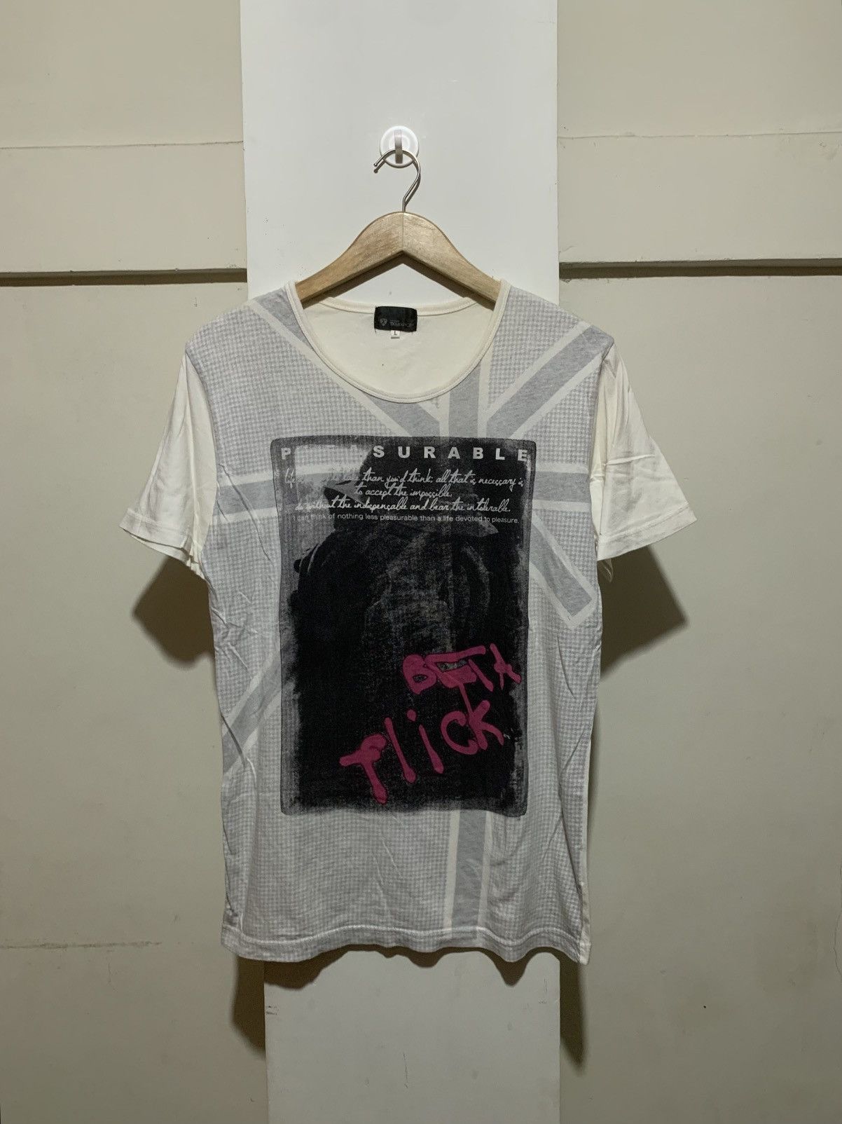 Japanese Brand Japanese Takeo kikuchi Union Jack Flag Poem Reversible Tee Size US L / EU 52-54 / 3 - 1 Thumbnail