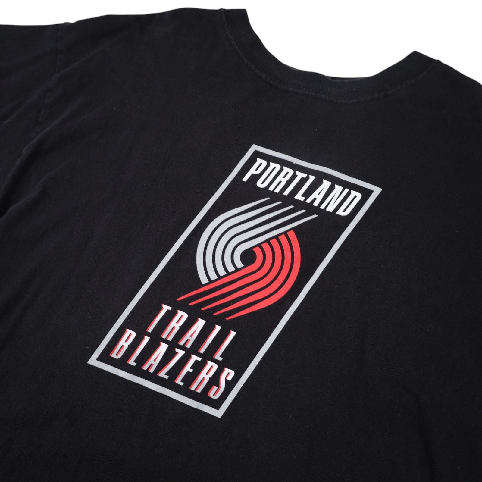 Majestic × Vintage VTG Majestic Portland Trail Blazers #52 Greg Oden T Shirt Size US XL / EU 56 / 4 - 4 Thumbnail