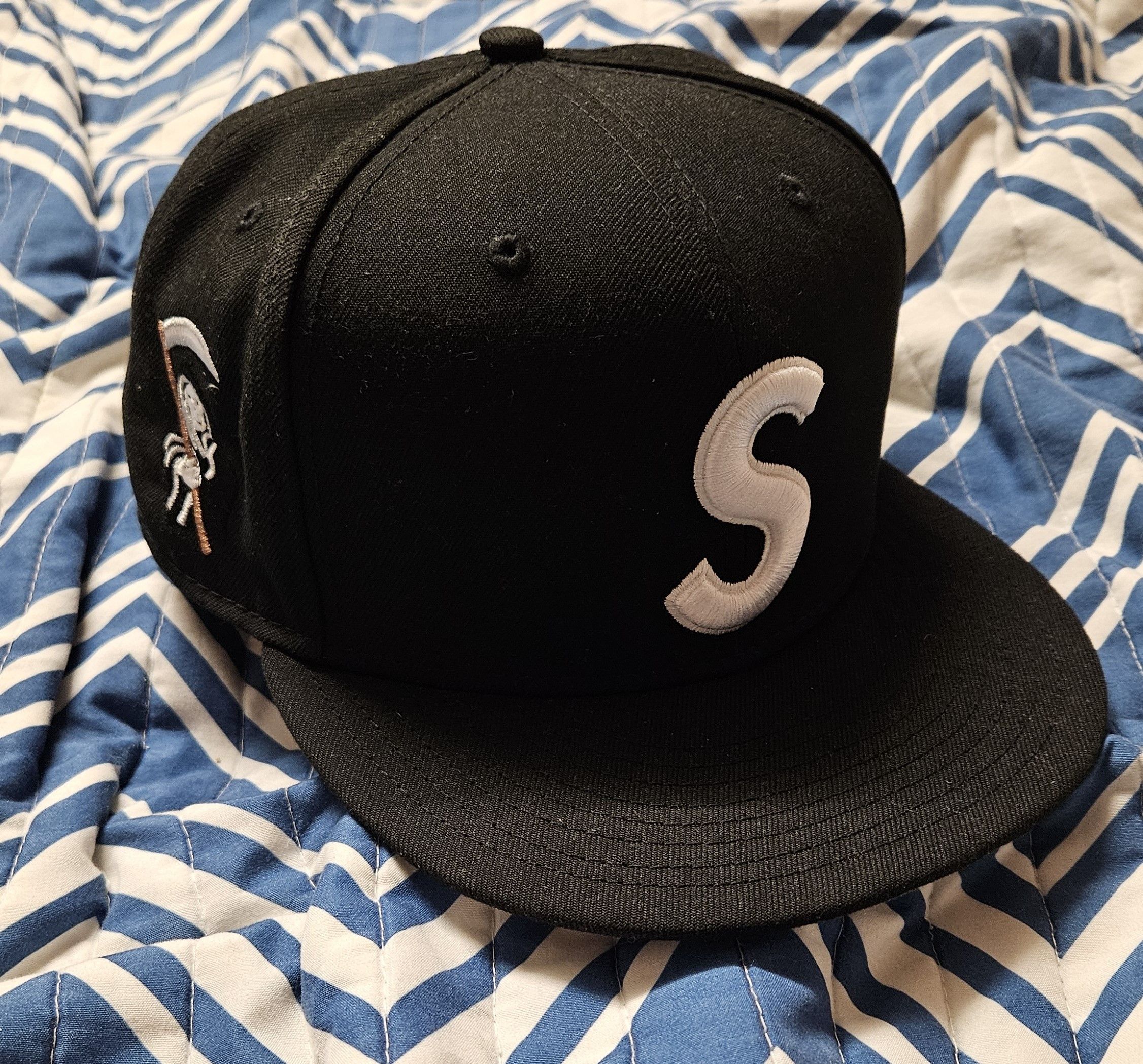 New Era × Streetwear × Supreme New Era x Supreme Devil S Logo 