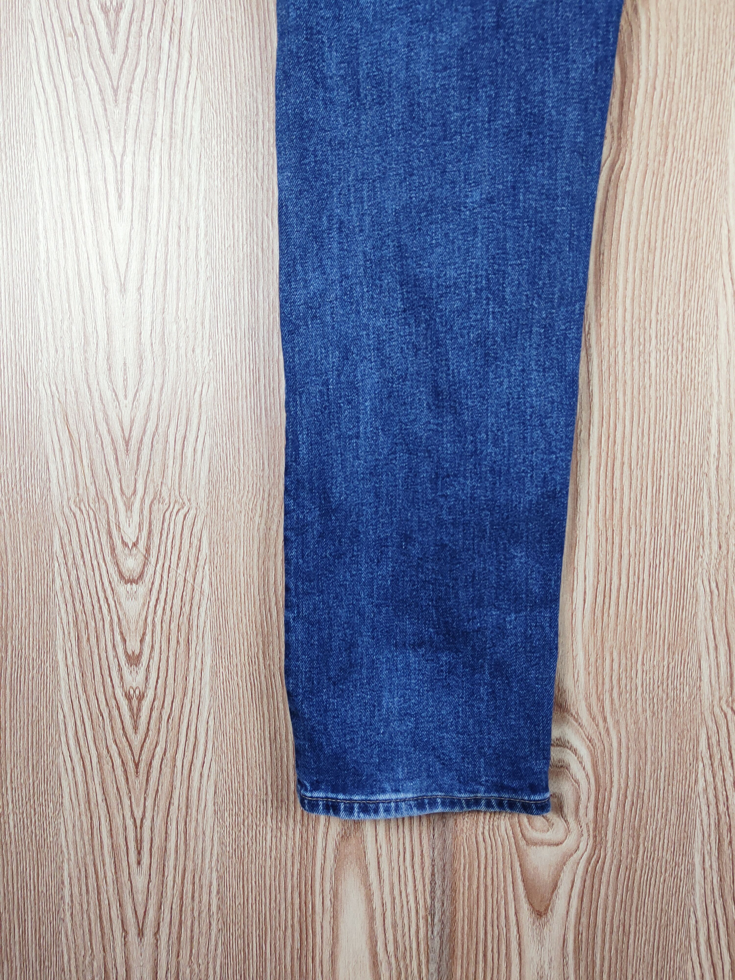 Japanese Brand Uniqlo Blue Distressed Ripped Jeans #S2724 Size US 35 - 10 Thumbnail