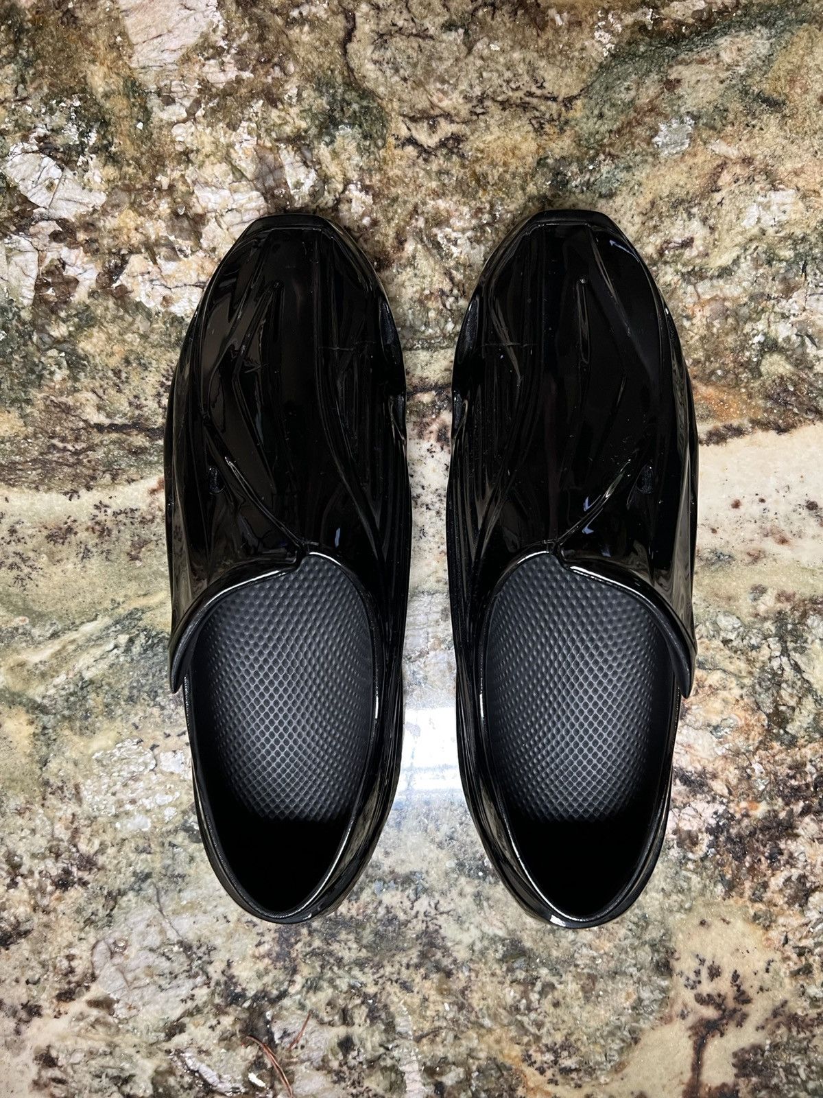 1017 ALYX 9SM 1017 ALYX 9SM | MONO SLIP ON SHINY BLACK Size US 12.5 / EU 45-46 - 1 Thumbnail