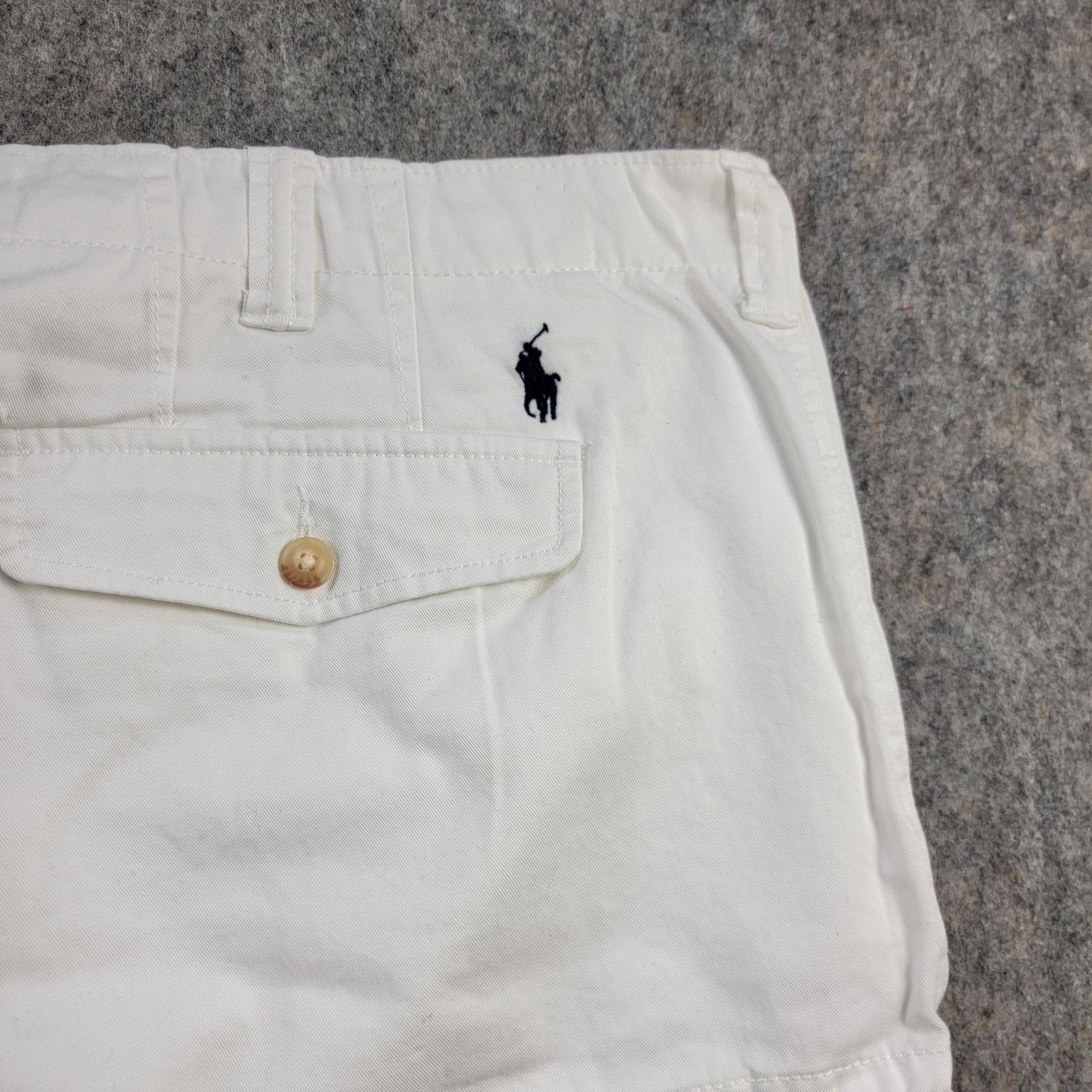 Polo Ralph Lauren Polo Ralph Lauren White Relaxed Fit Cargo Shorts 48 Size US 44 / EU 60 - 10 Thumbnail