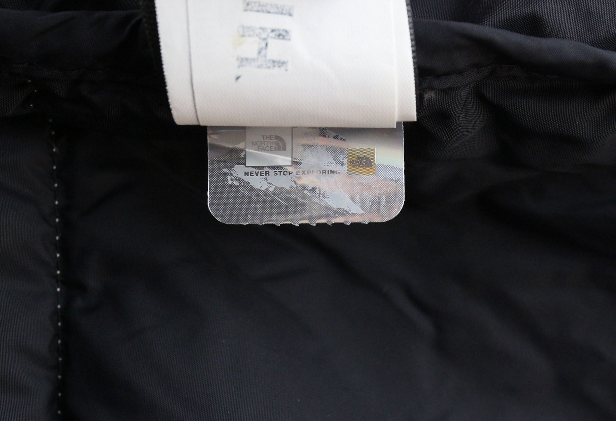 The North Face 1996 RETRO NUPTSE S Black Puffer 700 Down Jacket 79789 Size US S / EU 44-46 / 1 - 12 Thumbnail