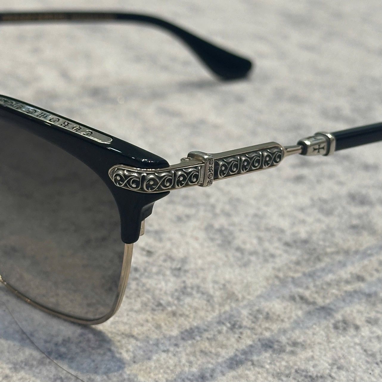 Chrome Hearts CHROME HEARTS VERTICAL SMILE II Black/Gold Plated Size ONE SIZE - 2 Thumbnail