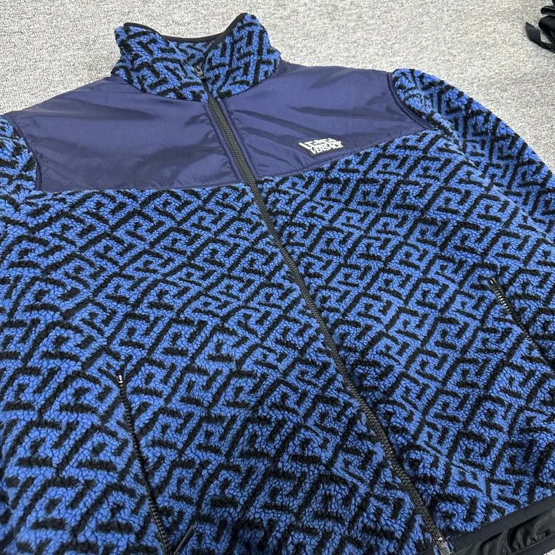 Versace Versace Teddy fleece jacket Size US L / EU 52-54 / 3 - 4 Thumbnail