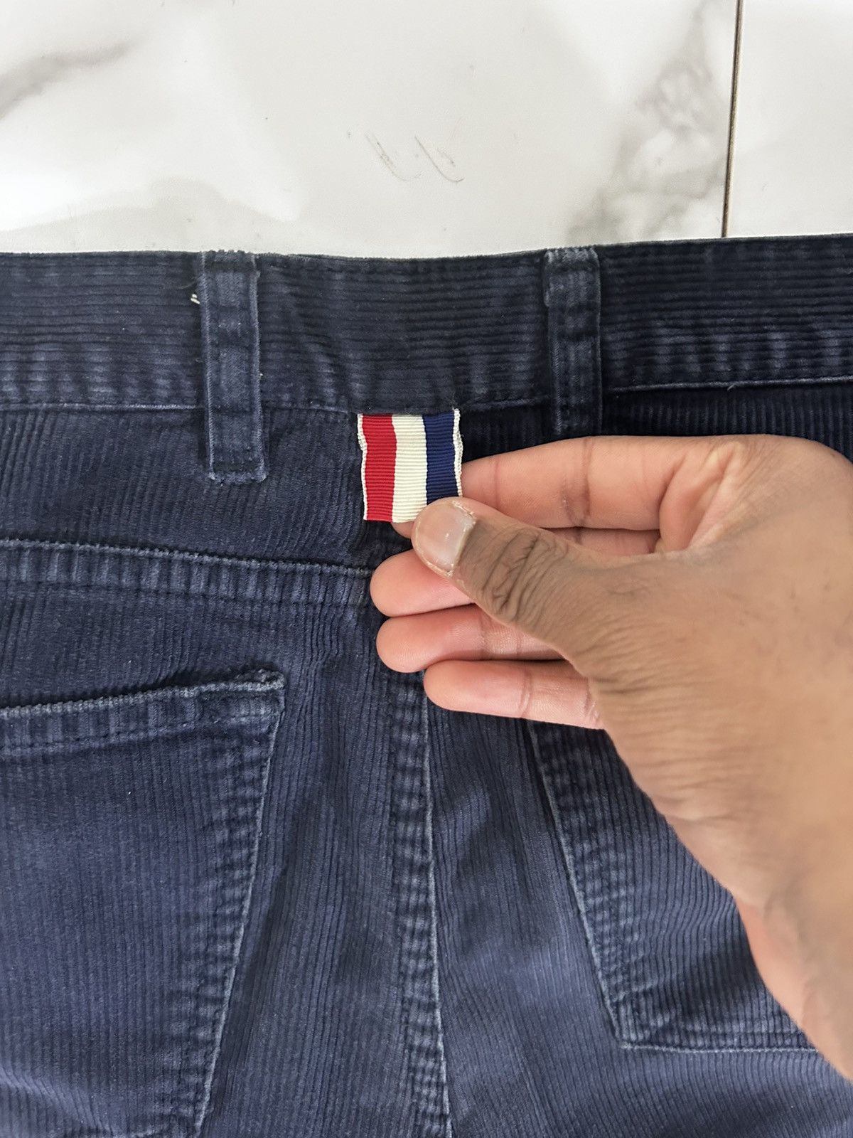 Thom Browne Thom Browne Navy Corduroy Pants (Size 1 / fits 30–31W) Size US 30 / EU 46 - 3 Thumbnail
