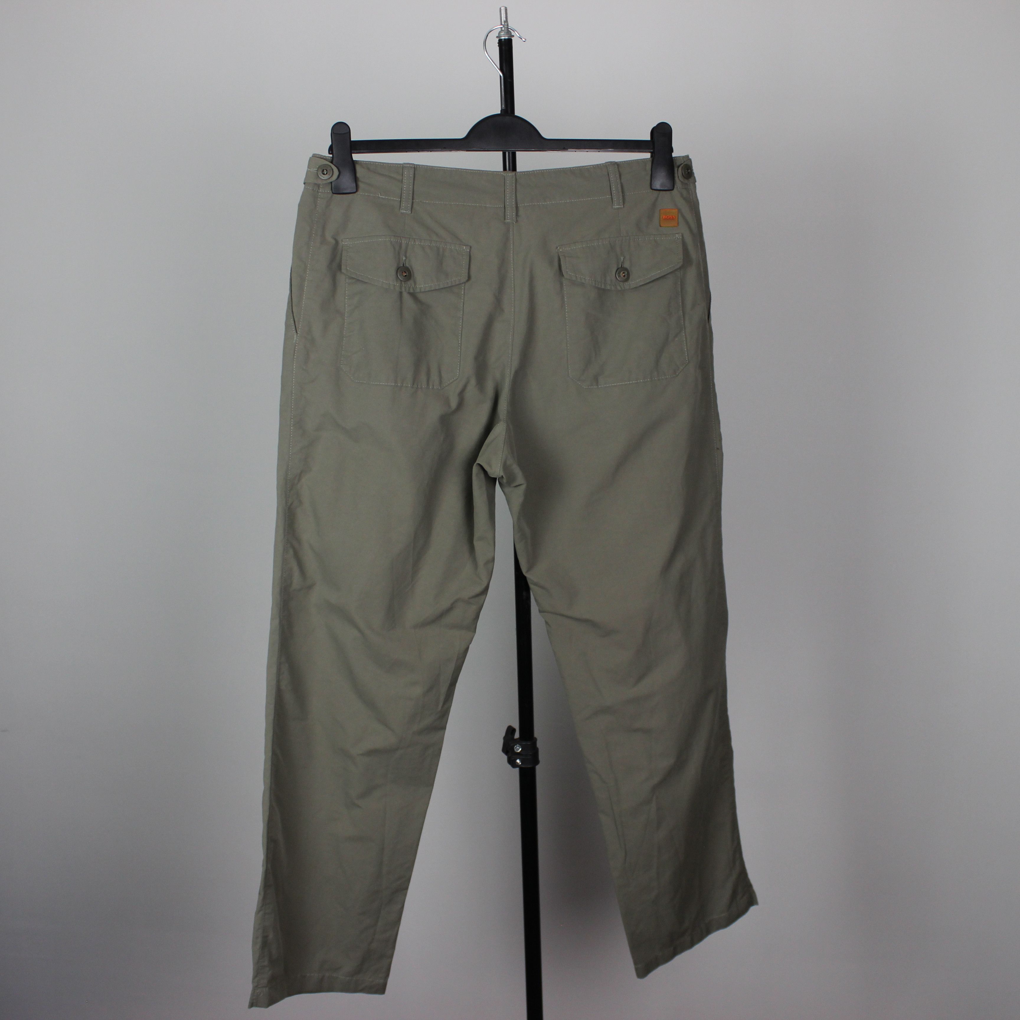 Hugo Boss Hugo Boss casual pants 54 cotton green olive Size US 36 / EU 52 - 6 Thumbnail