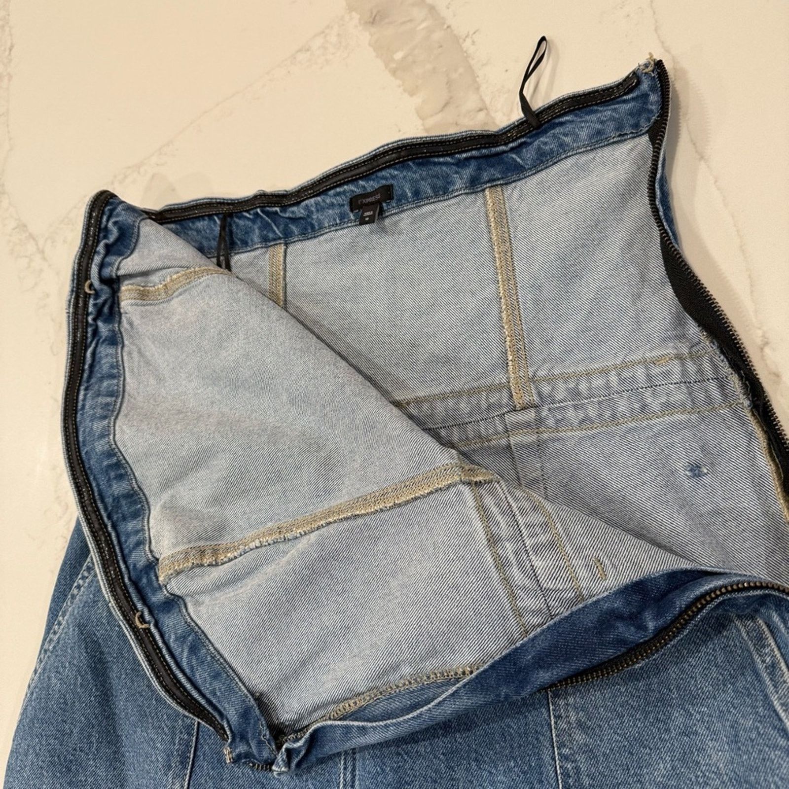 Express Express Strapless Wide Leg Cargo Denim Jumpsuit Womens 12 Size 34" / US 12 / IT 48 - 11 Thumbnail
