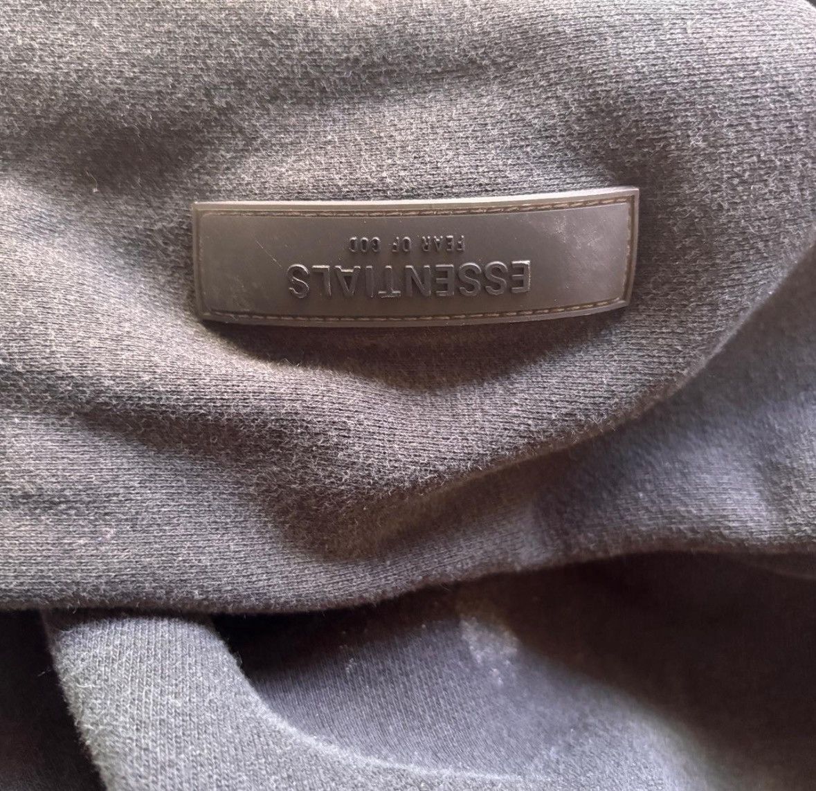 Essentials black essentials fear of god hoodie Size US M / EU 48-50 / 2 - 4 Thumbnail