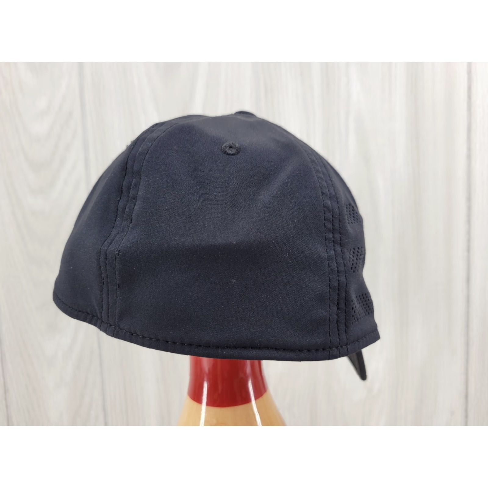 Adidas Adidas Men's Aeroready Black on Black Hat Size S/M Baseball Cap Men Black Logo Solid Casual Size ONE SIZE - 5 Thumbnail