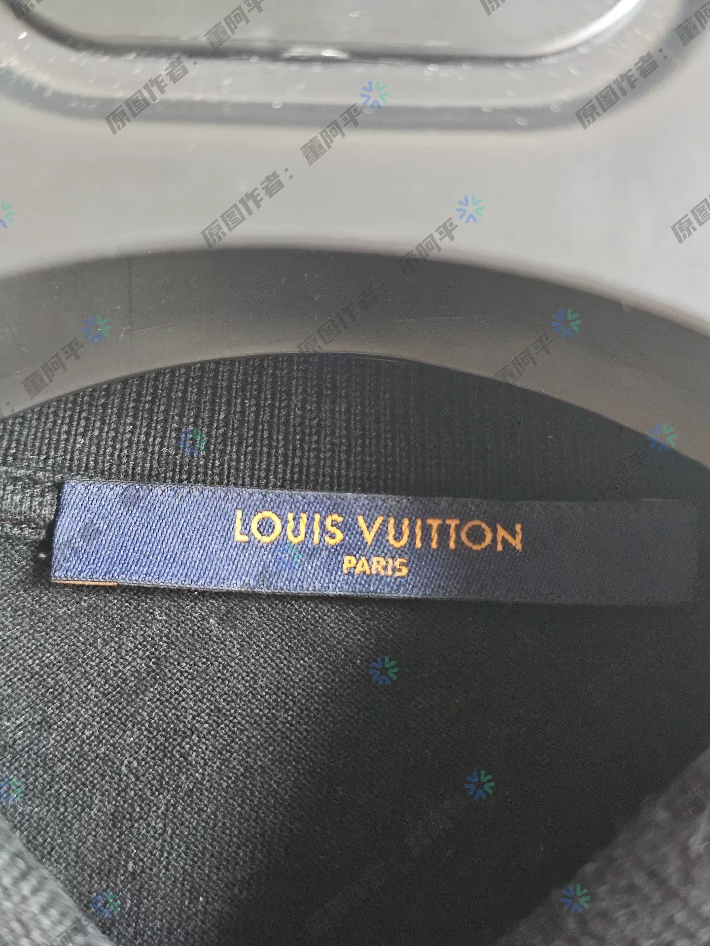 Louis Vuitton louis vuitton black short sleeve polo shirt Size US M / EU 48-50 / 2 - 3 Thumbnail