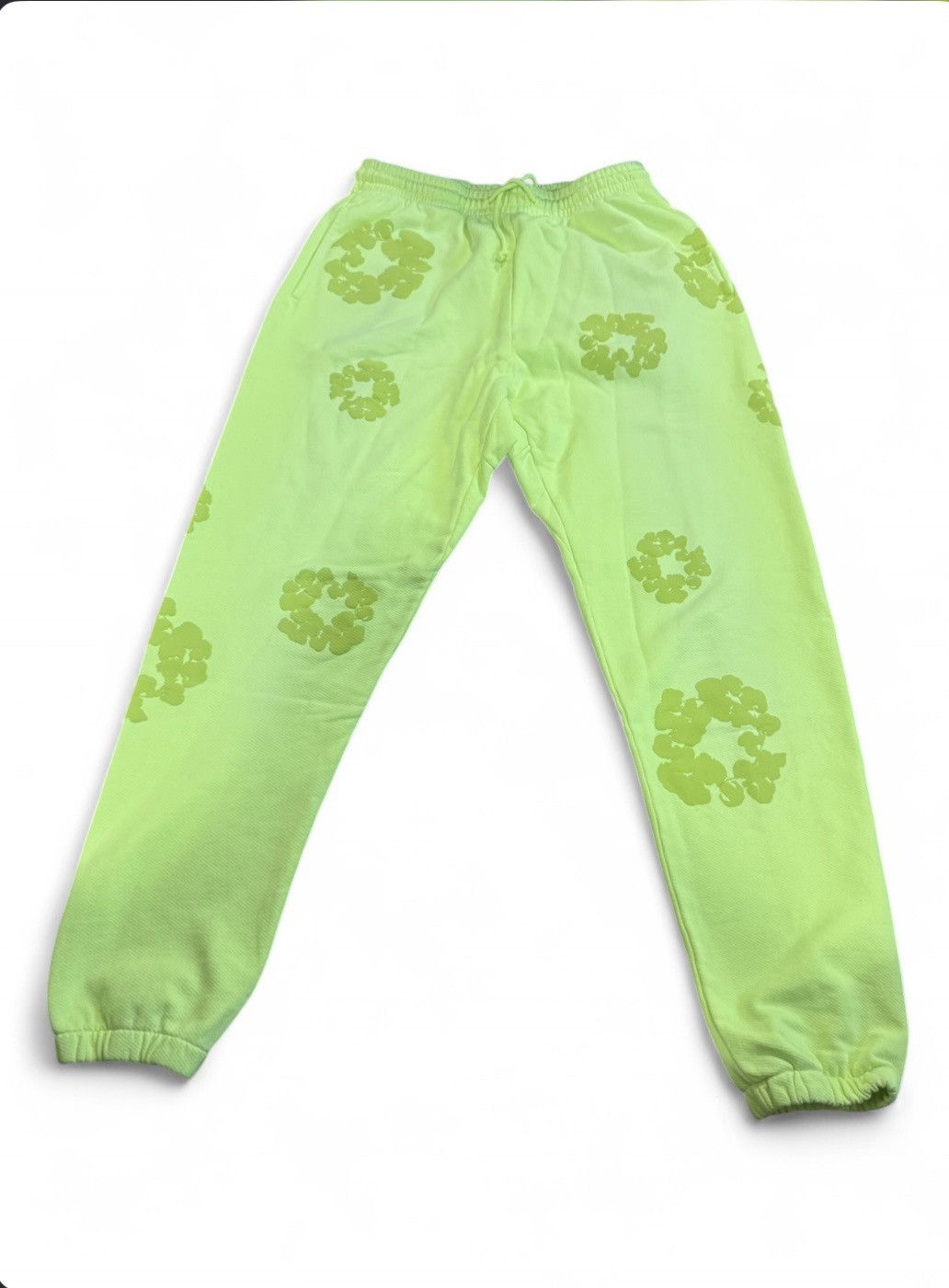 DENIM TEARS Denim Tears Mono Wreath Neon sweatpants size M Size US 34 / EU 50 - 1 Thumbnail