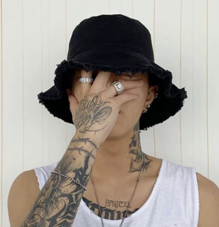 Japanese Brand Outdoor utility grunge distressed bucket hat Size ONE SIZE - 2 Thumbnail