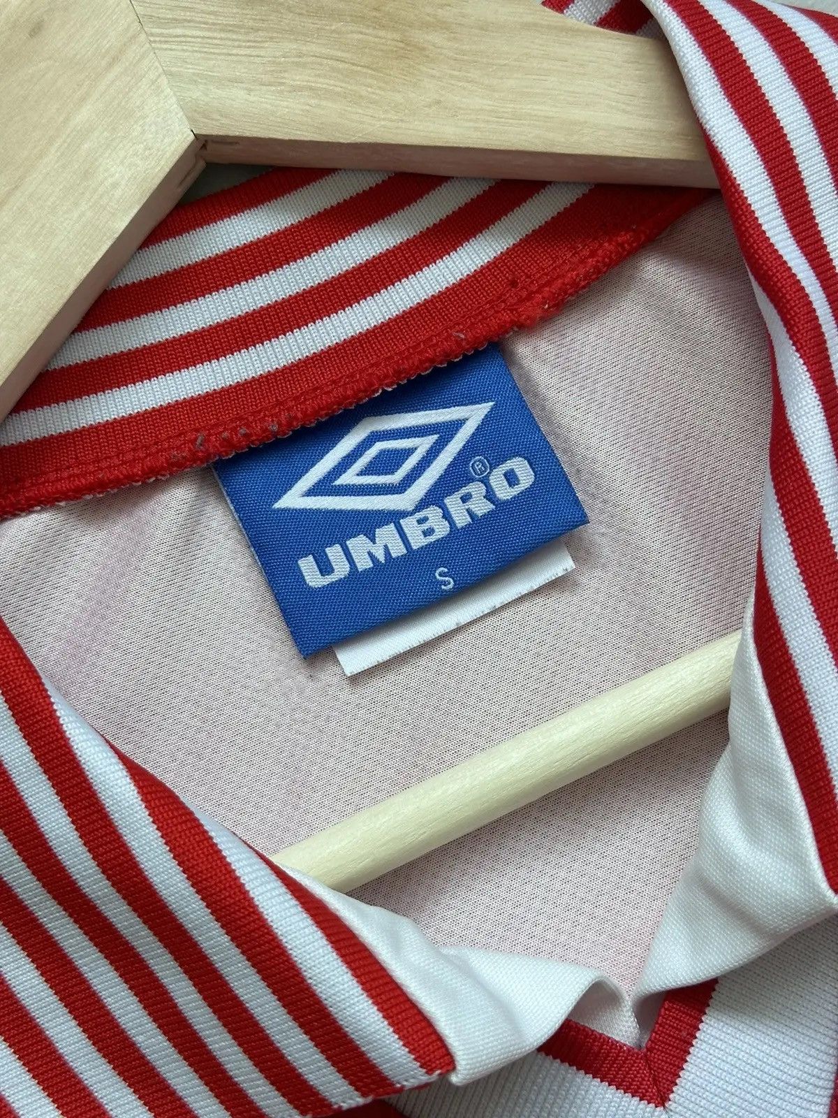Umbro Vintage Y2k Ajax Soccer Jersey Bergkamp Rare Size US S / EU 44-46 / 1 - 7 Thumbnail