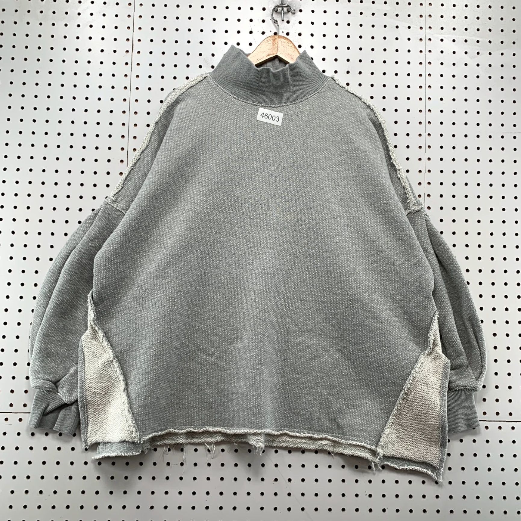 Vintage We The Free Wonderful Sweatshirt Womens Large Gray Oversized Bohemian Boho Size L / US 10 / IT 46 - 2 Thumbnail